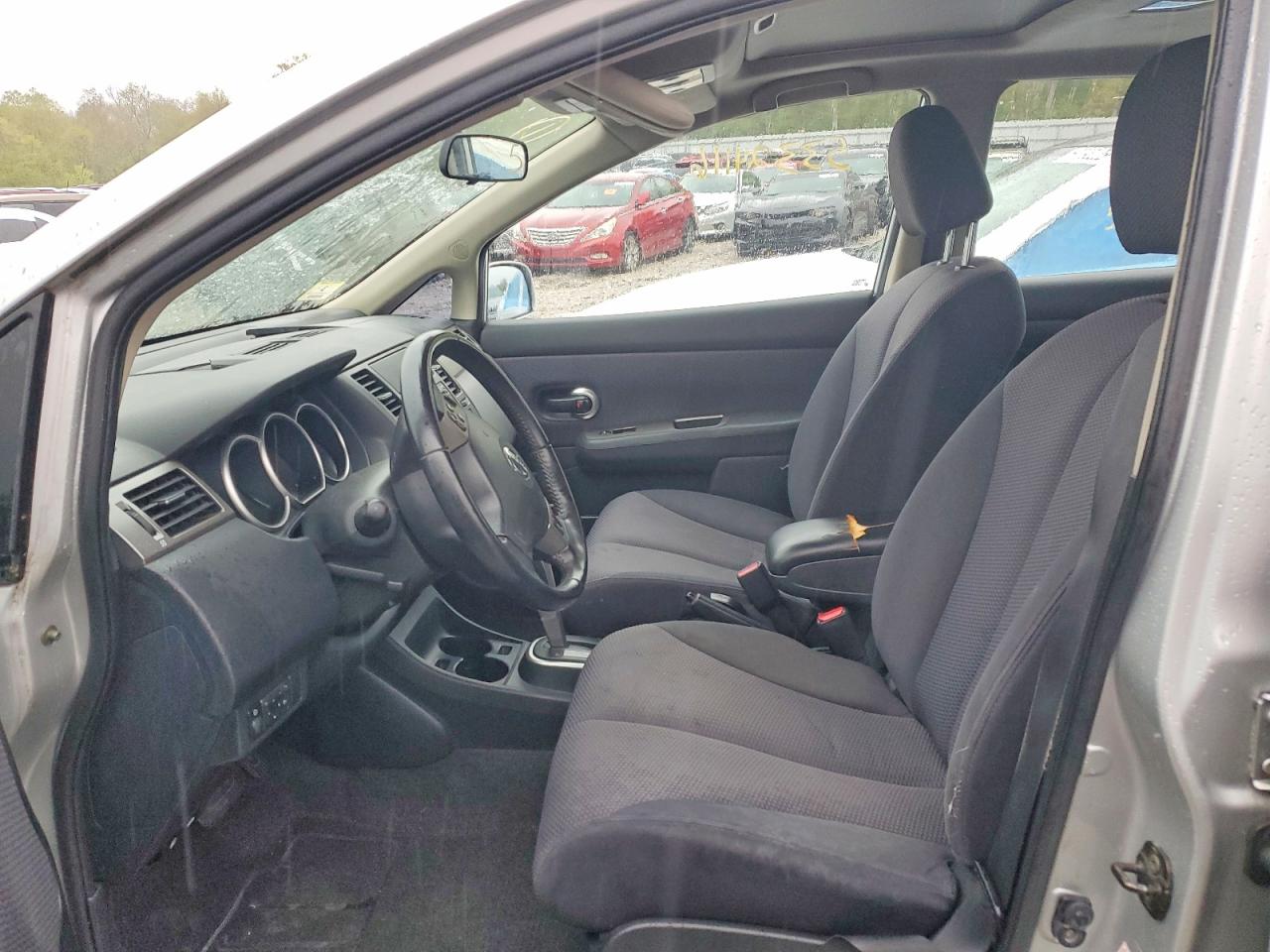 2007 Nissan Versa 1.8 S Silver vin: 3N1BC13E27L371612