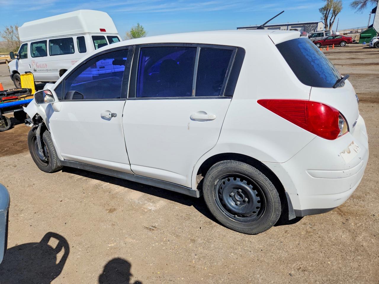 2007 Nissan Versa 1.8 S White vin: 3N1BC13E27L385378
