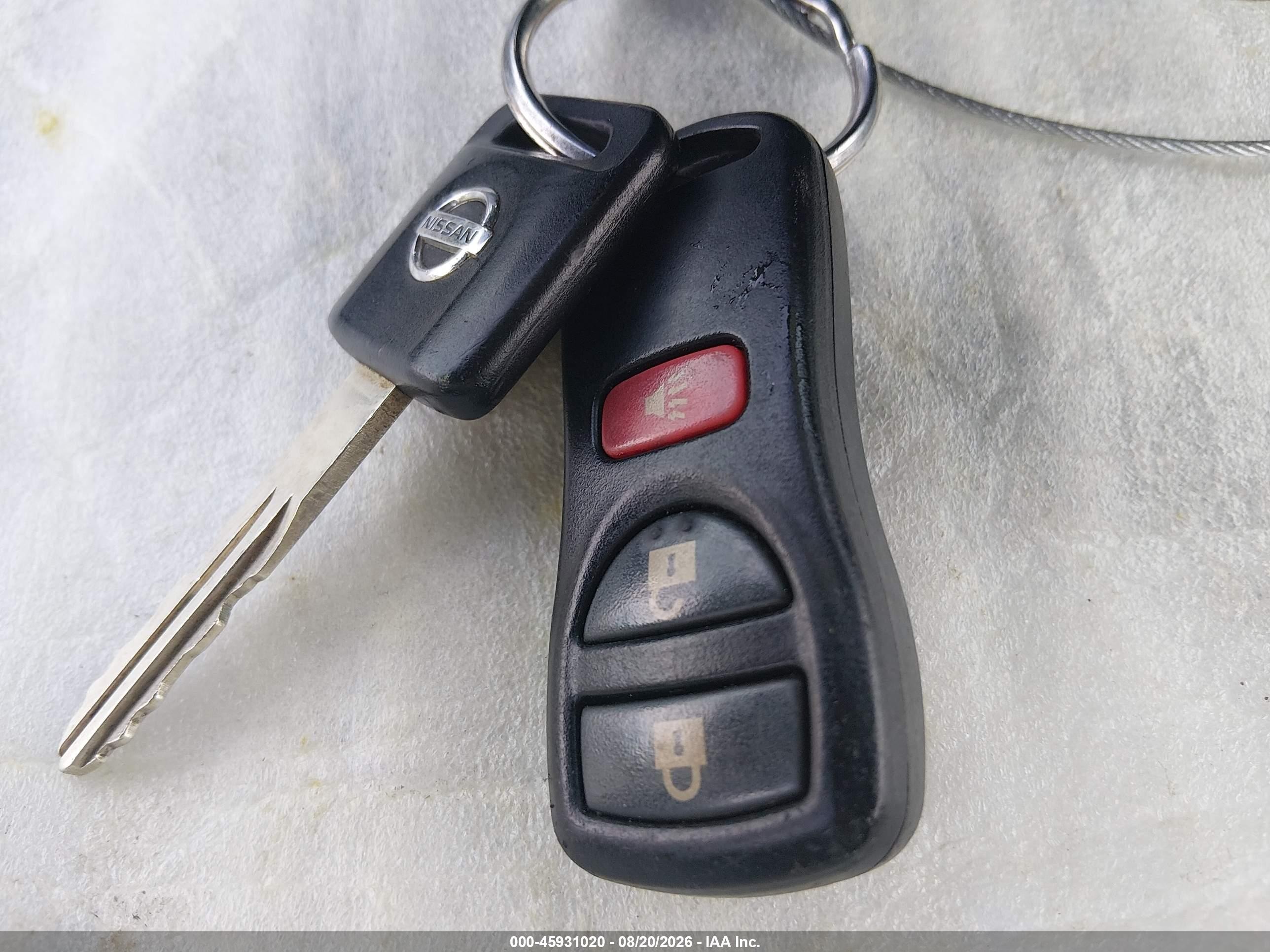 2007 Nissan Versa 1.8s Серебряный vin: 3N1BC13E27L389396
