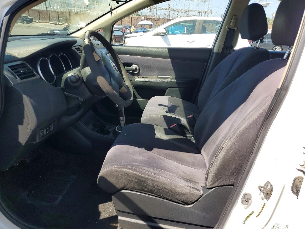 2007 Nissan Versa 1.8 S White vin: 3N1BC13E27L403488
