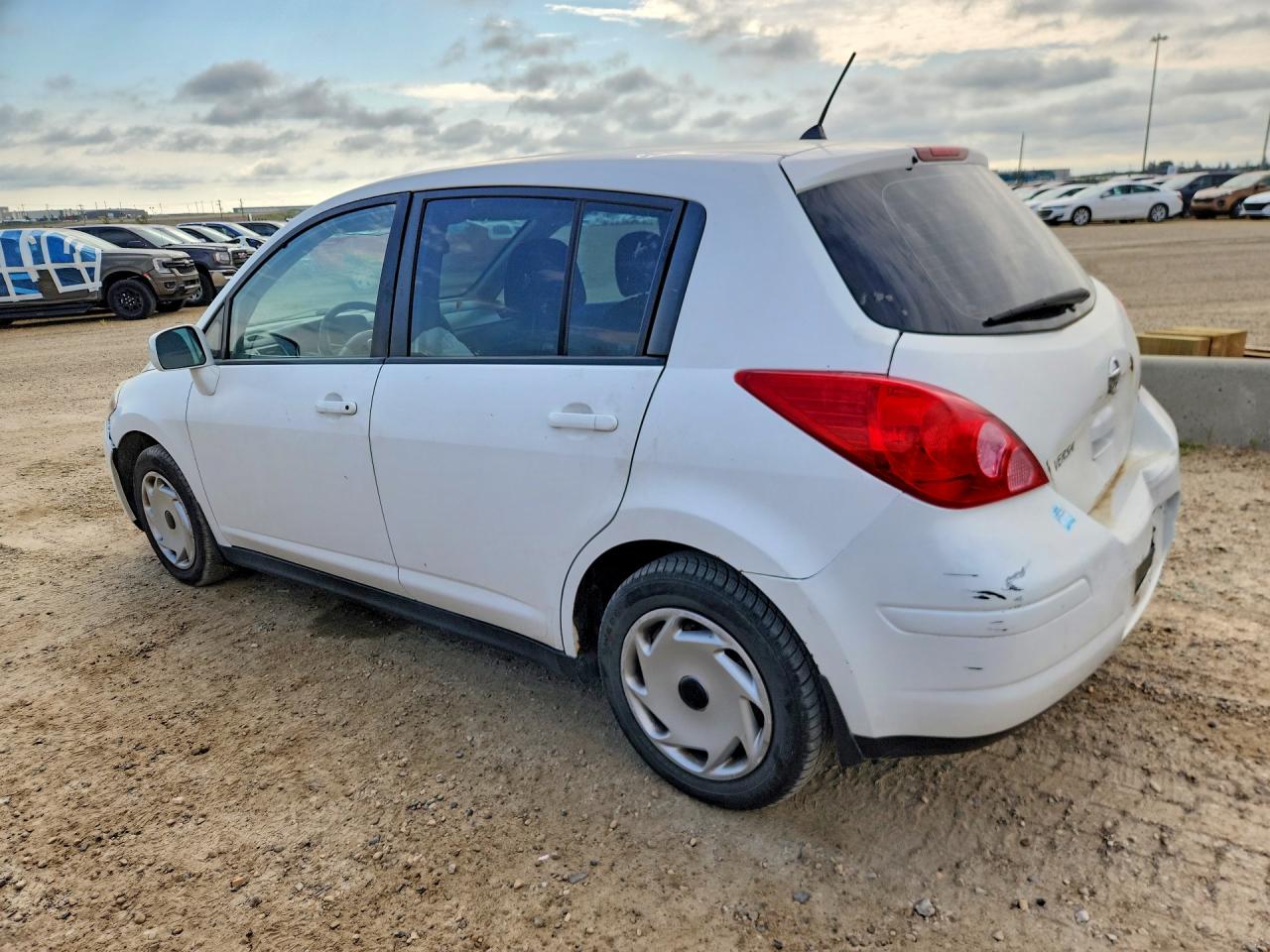 2008 Nissan Versa 1.8 S White vin: 3N1BC13E28L413519