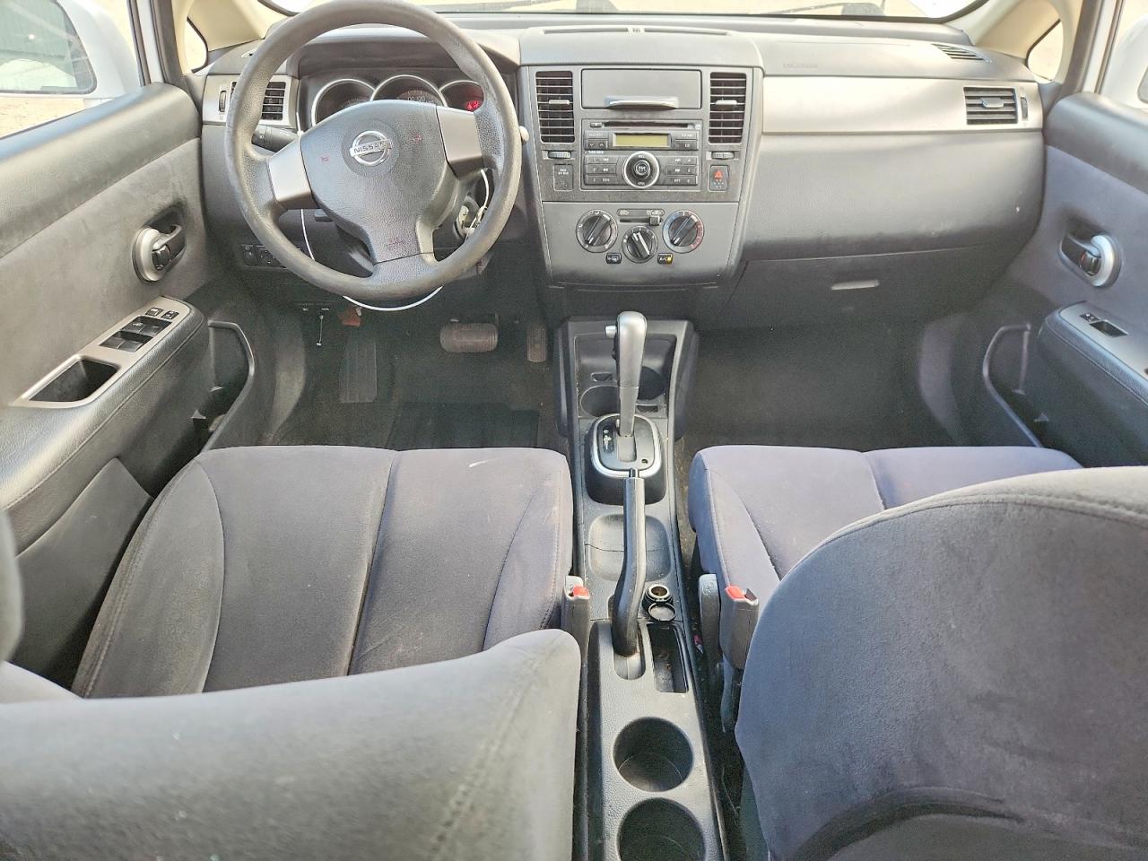 2008 Nissan Versa 1.8 S White vin: 3N1BC13E28L413519