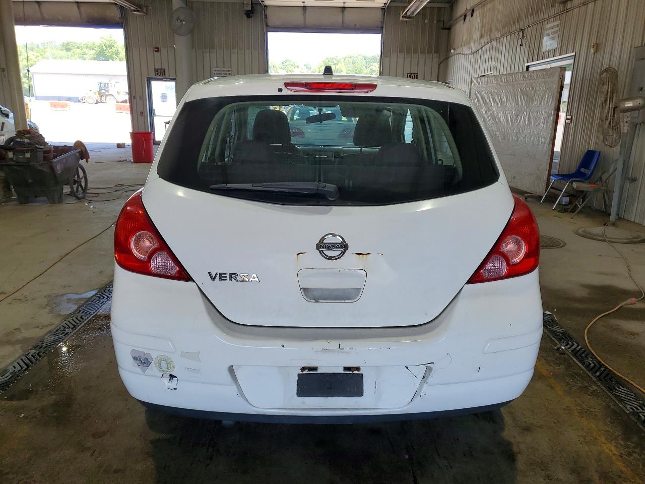 2008 Nissan Versa 1.8 S White vin: 3N1BC13E28L413522