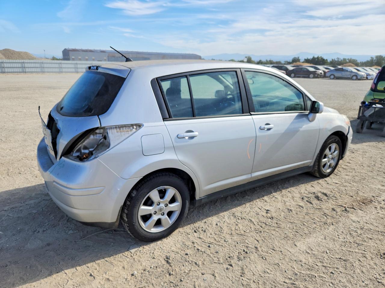 2009 Nissan Versa 1.8 S Silver vin: 3N1BC13E29L370169