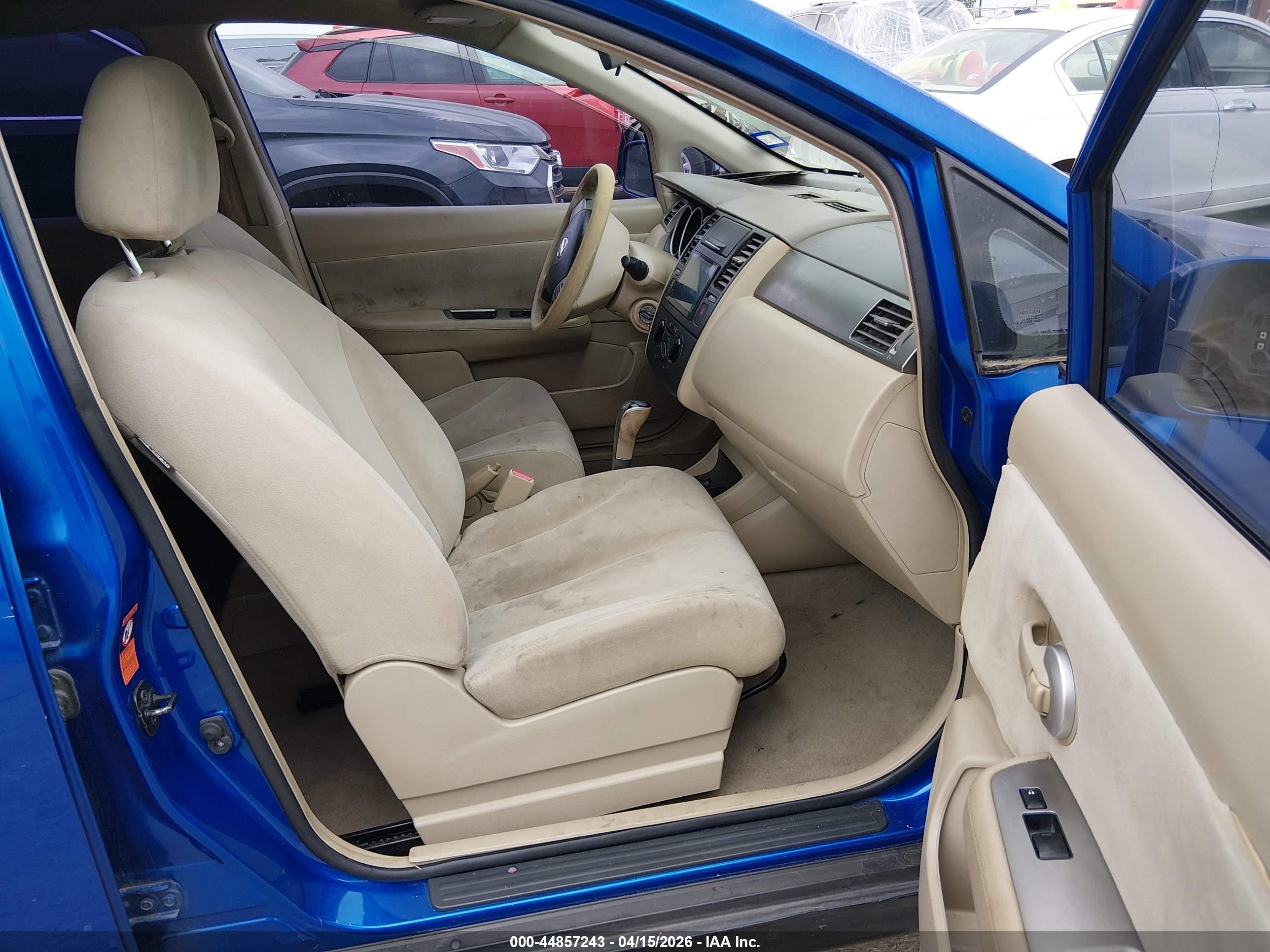 2009 Nissan Versa 1.8s Blue vin: 3N1BC13E29L402229