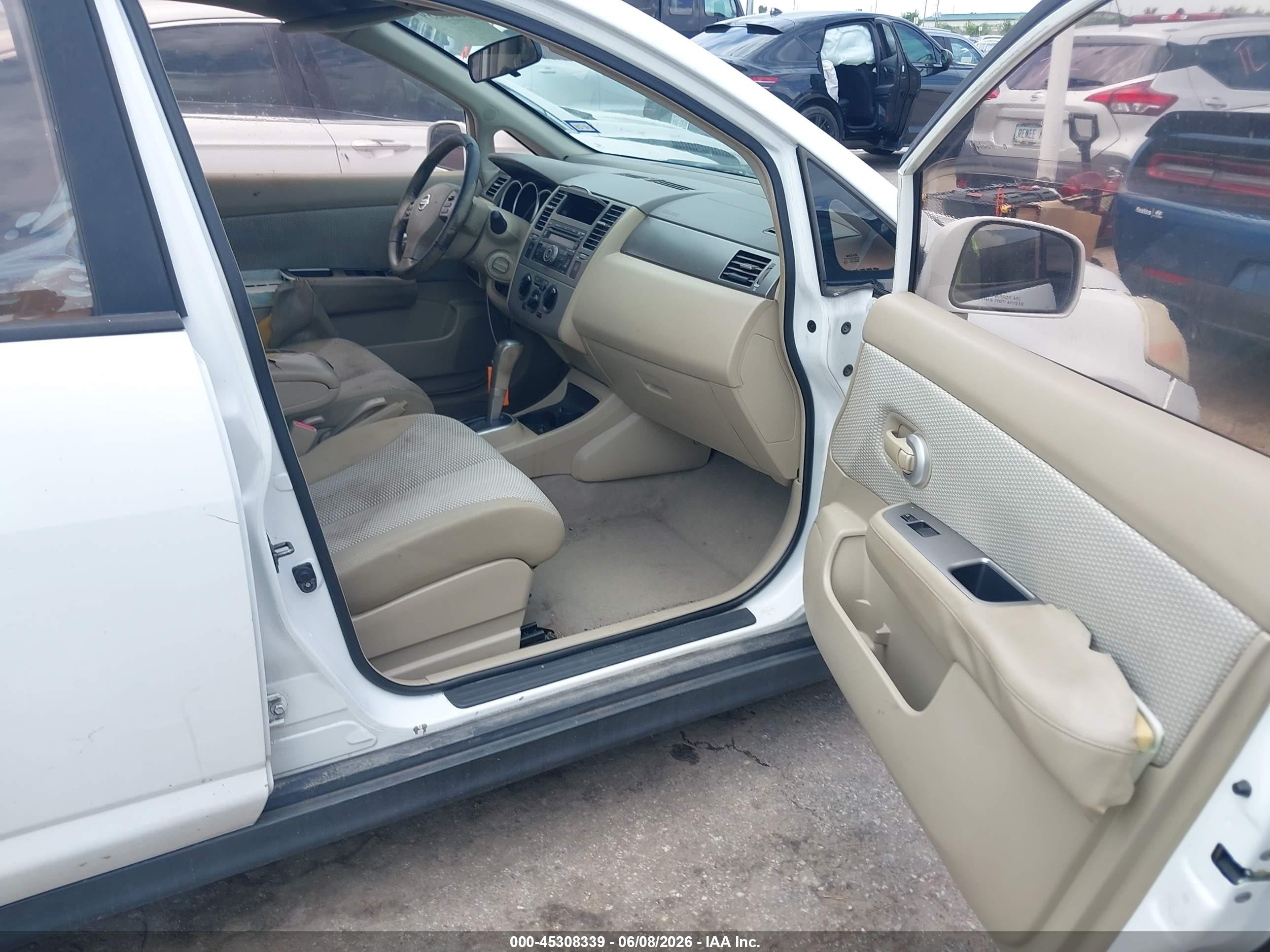 2009 Nissan Versa 1.8sl White vin: 3N1BC13E29L410864
