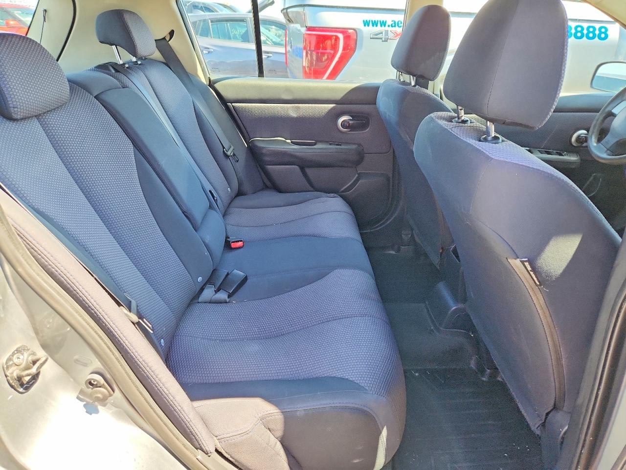 2009 Nissan Versa 1.8 S Silver vin: 3N1BC13E29L419872