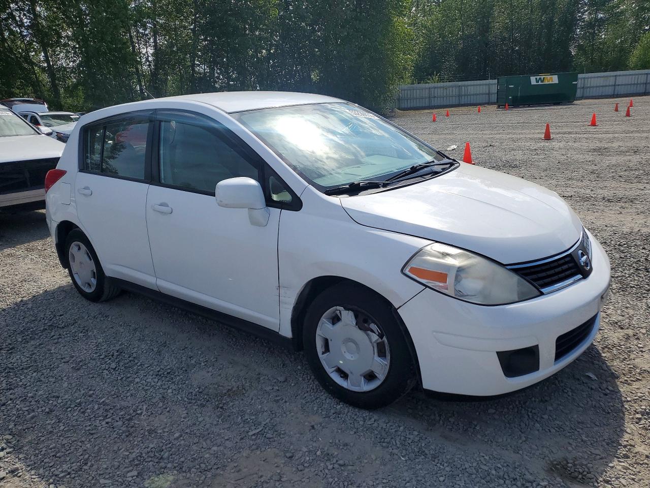 2009 Nissan Versa 1.8 S White vin: 3N1BC13E29L440575