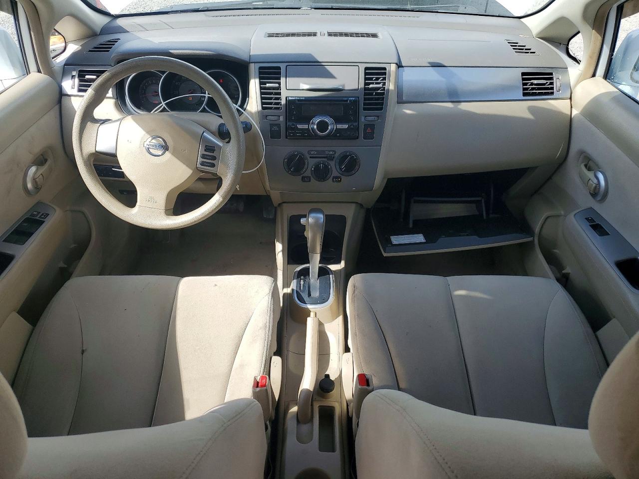 2009 Nissan Versa 1.8 S White vin: 3N1BC13E29L440575