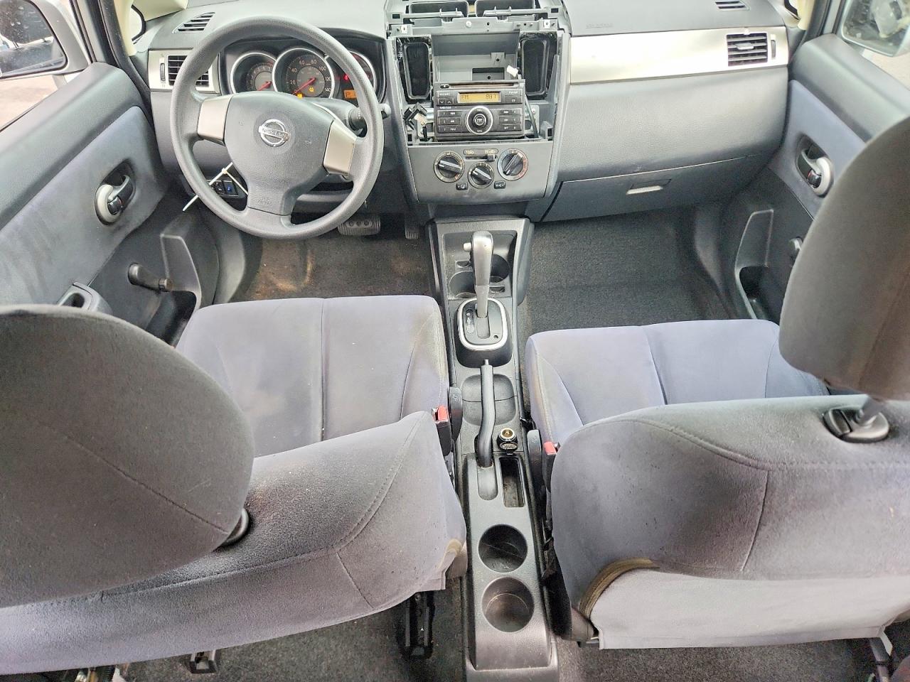 2009 Nissan Versa 1.8 S Серый vin: 3N1BC13E29L485094