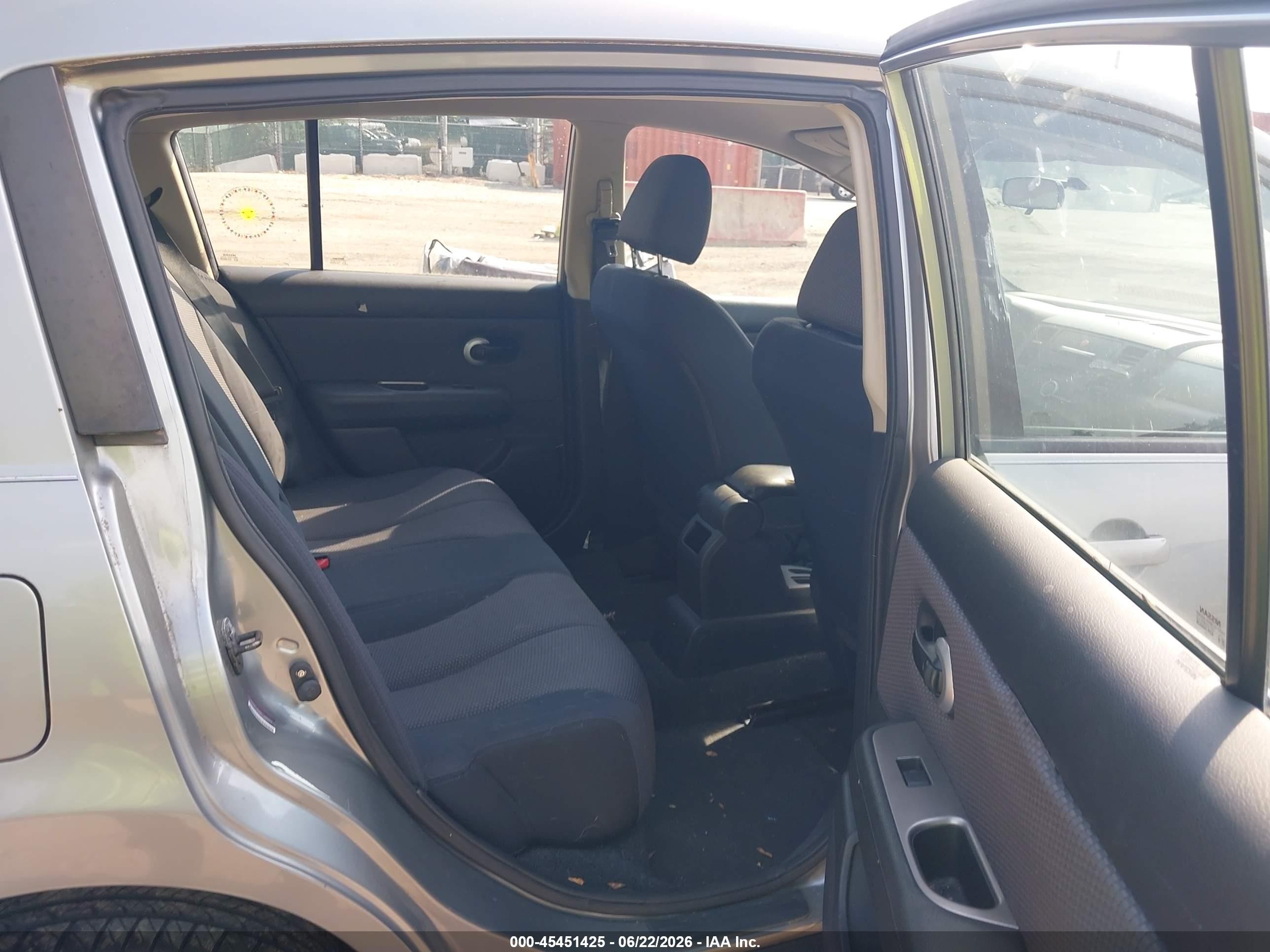 2008 Nissan Versa 1.8 Sl Gray vin: 3N1BC13E38L423248