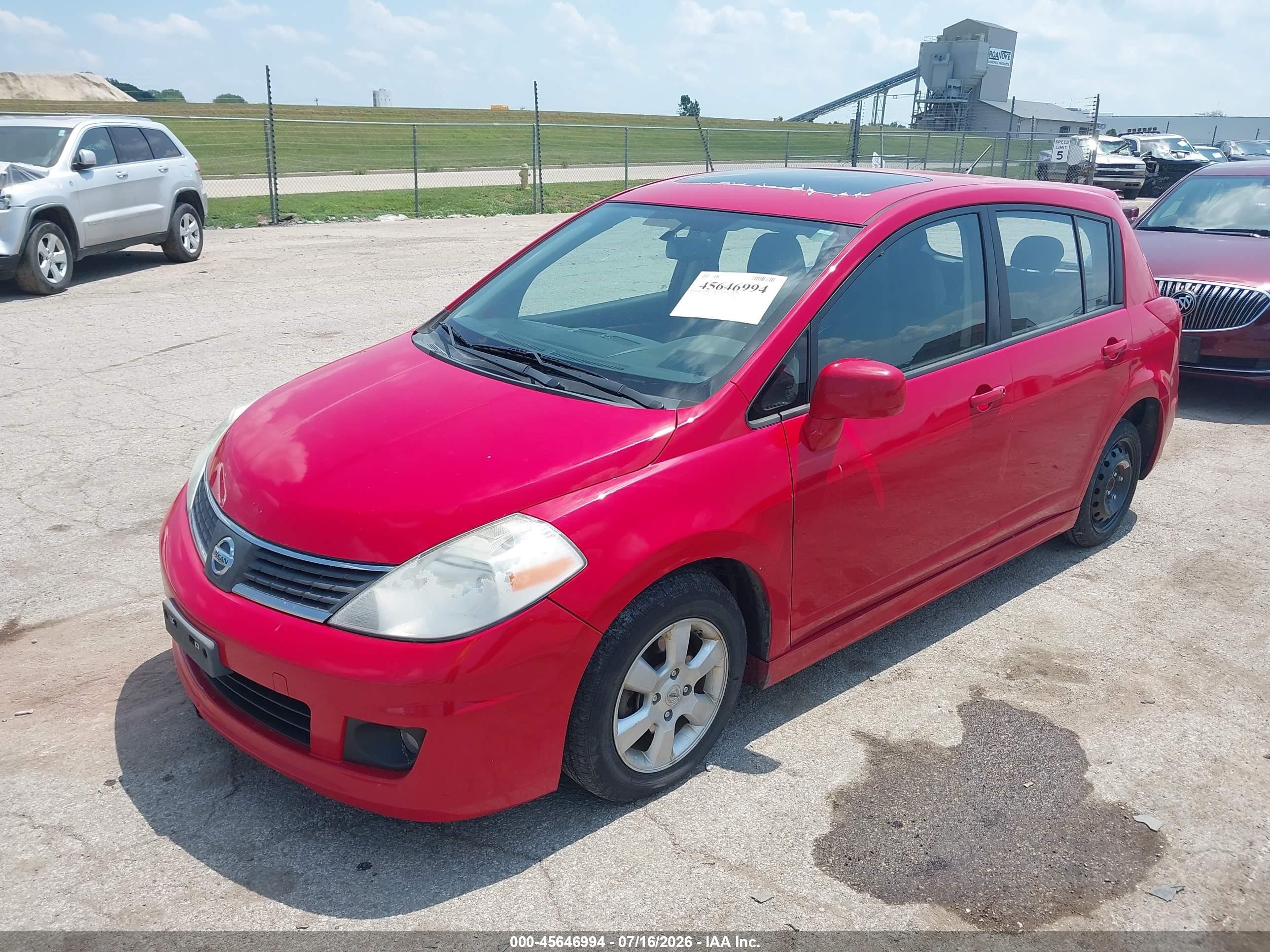 2008 Nissan Versa 1.8 Sl Красный vin: 3N1BC13E38L429843