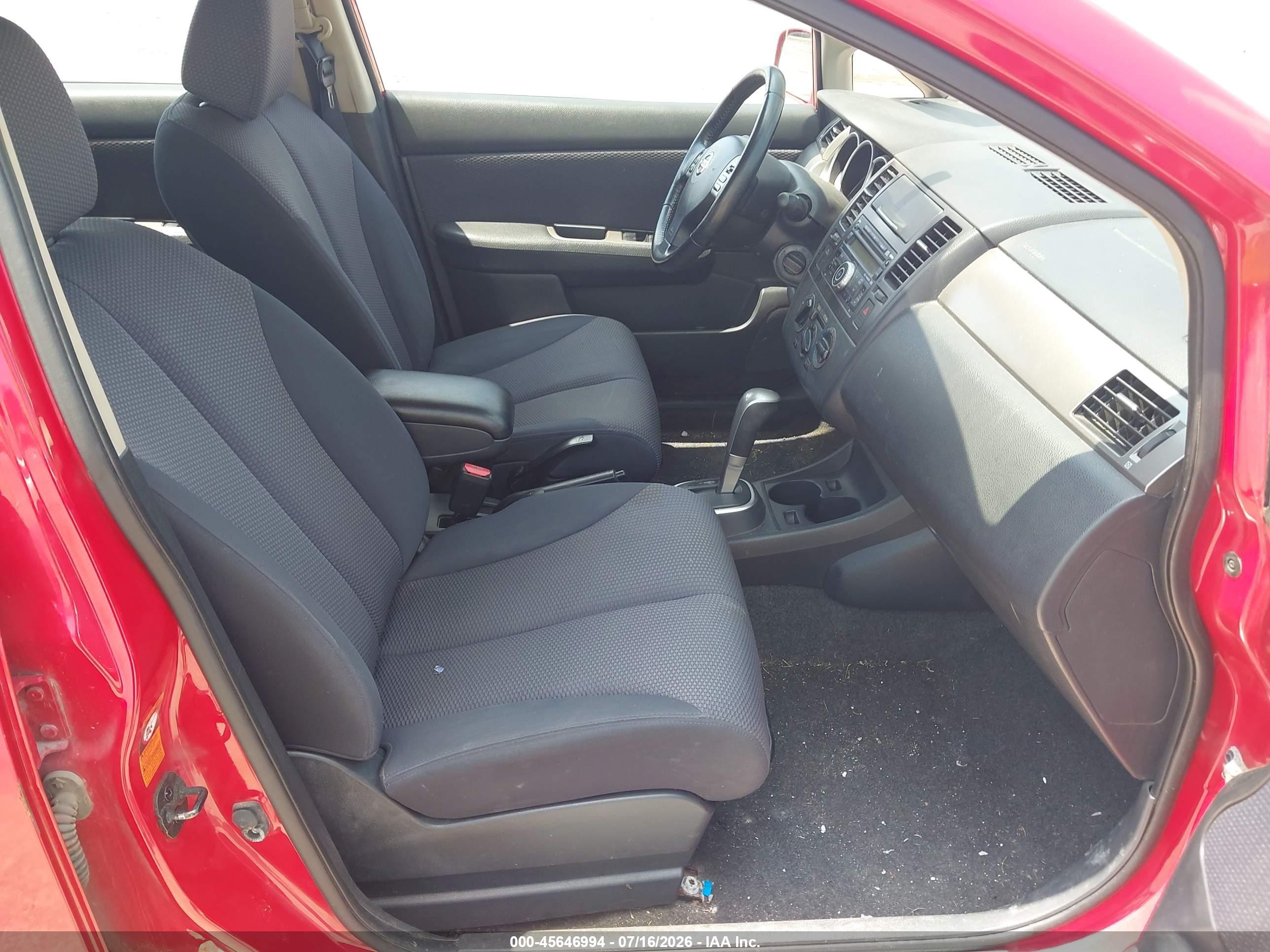 2008 Nissan Versa 1.8 Sl Красный vin: 3N1BC13E38L429843