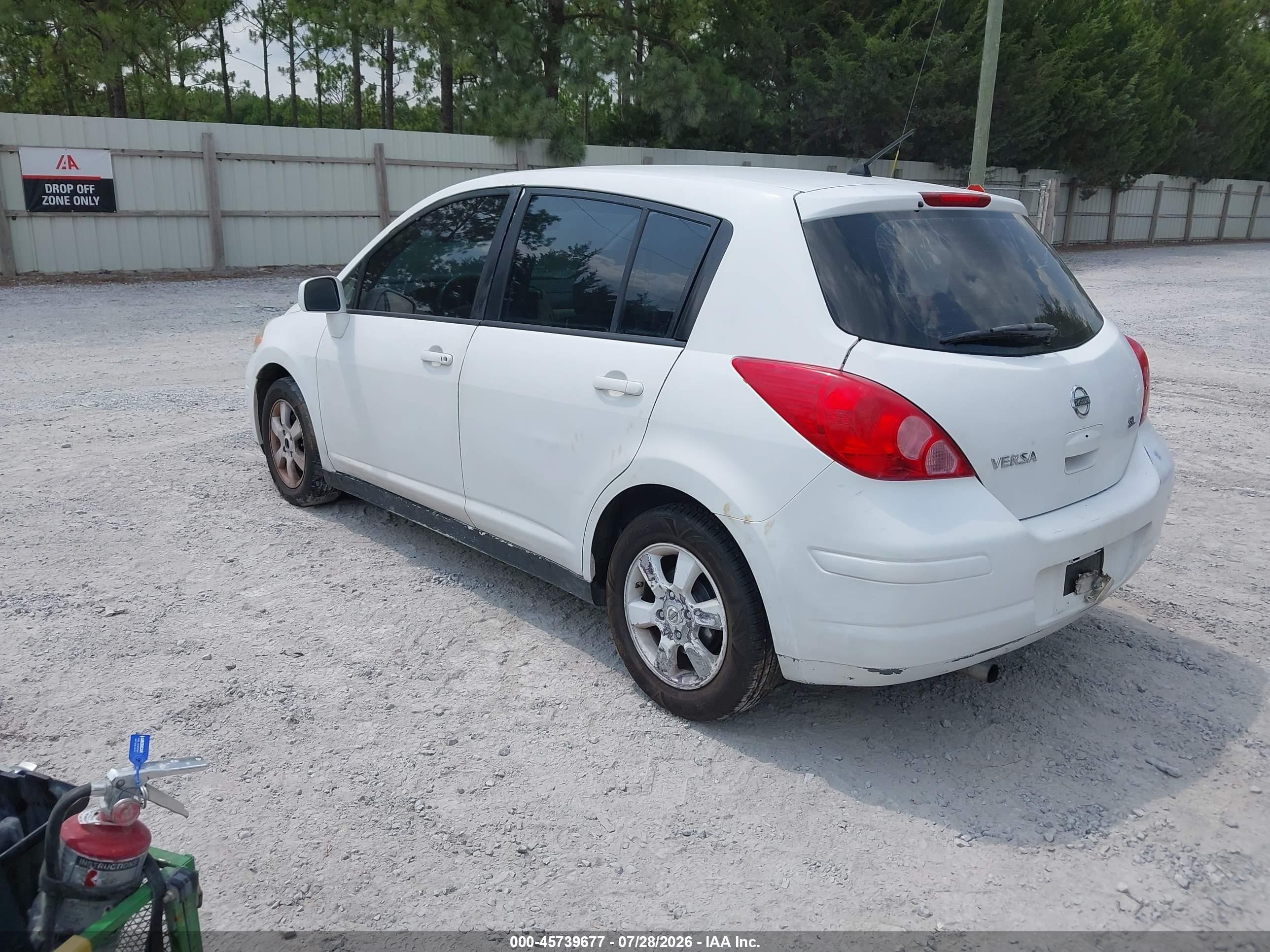 2009 Nissan Versa 1.8sl White vin: 3N1BC13E39L379012