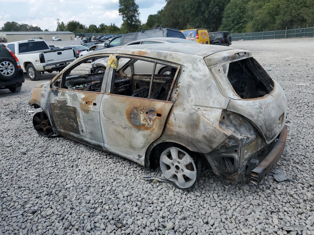 2009 Nissan Versa S Burn vin: 3N1BC13E39L413062