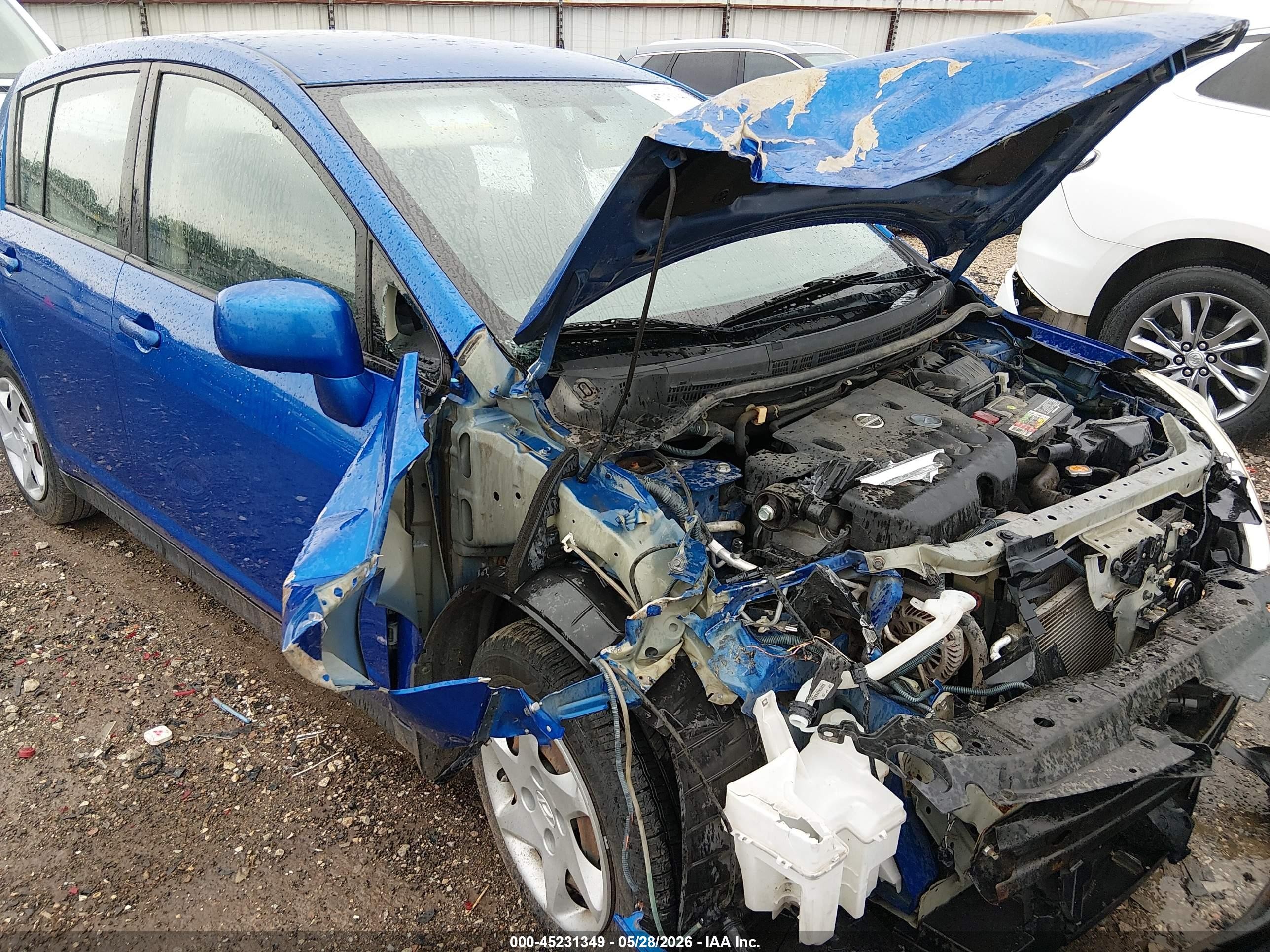 2009 Nissan Versa 1.8s Blue vin: 3N1BC13E39L462505
