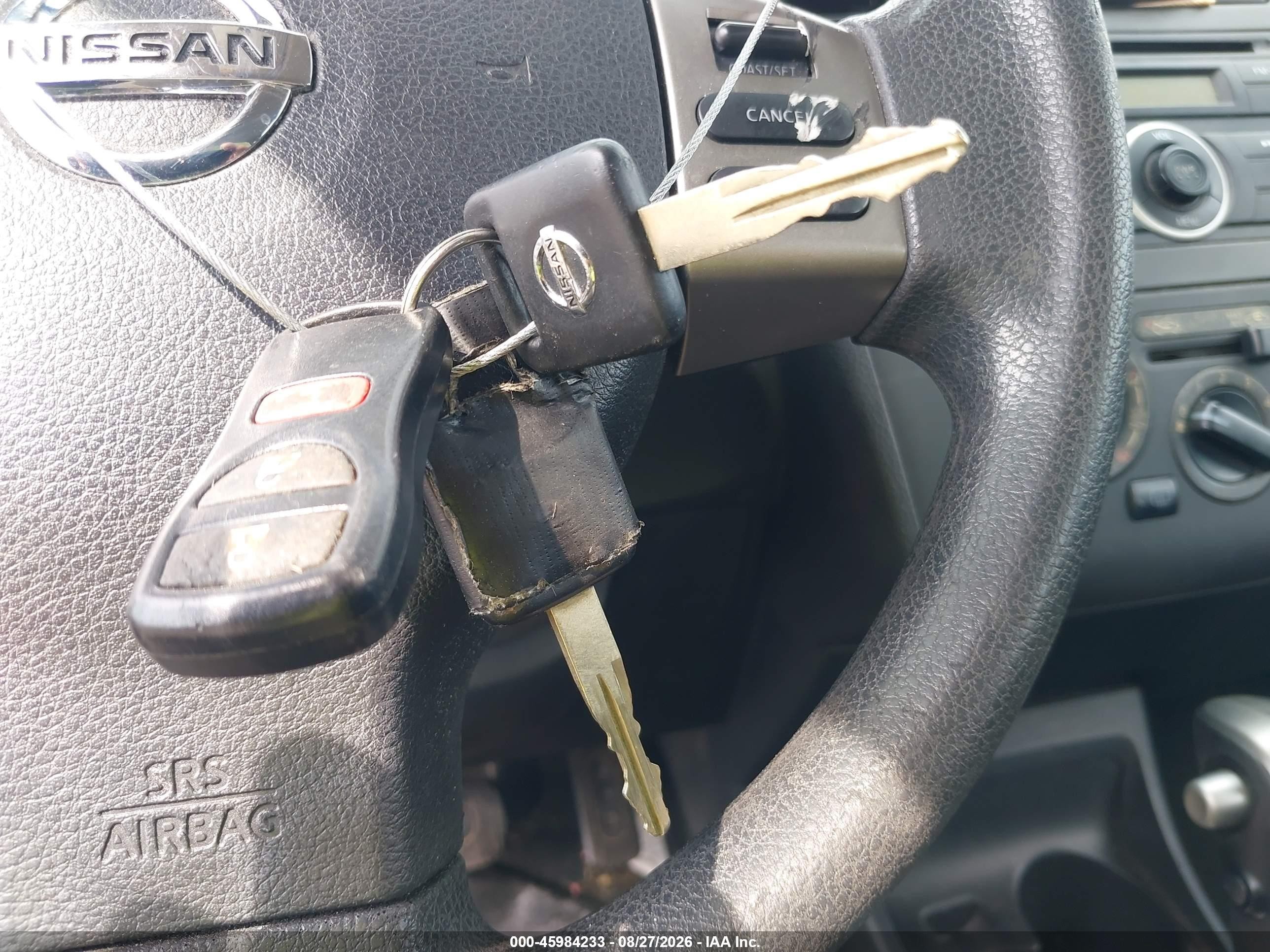 2009 Nissan Versa 1.8s Silver vin: 3N1BC13E39L476999
