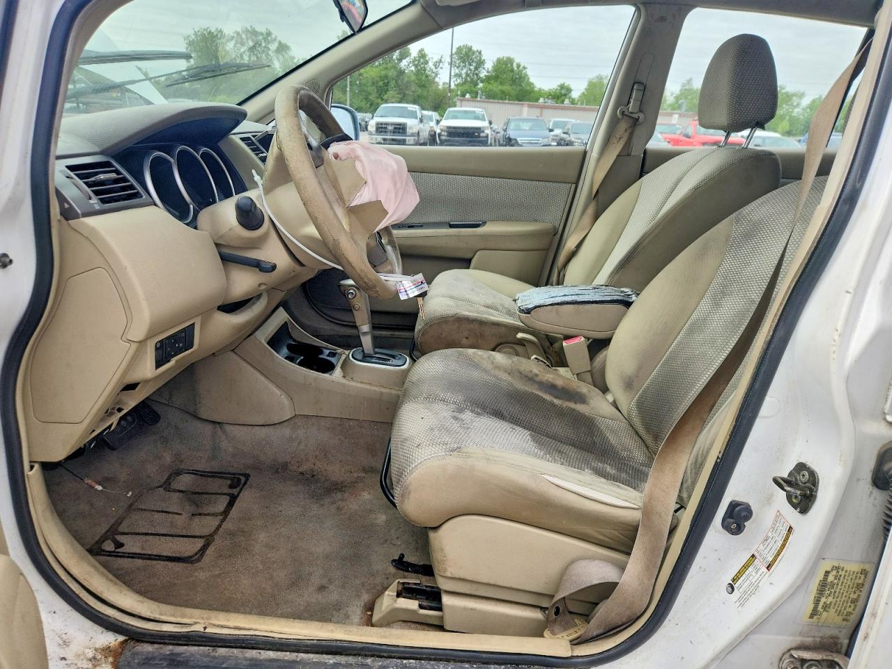 2007 Nissan Versa 1.8 S White vin: 3N1BC13E47L385379
