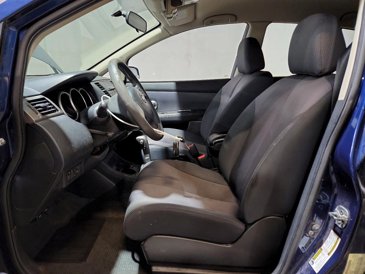 2007 Nissan Versa 1.8 S Blue vin: 3N1BC13E47L445578