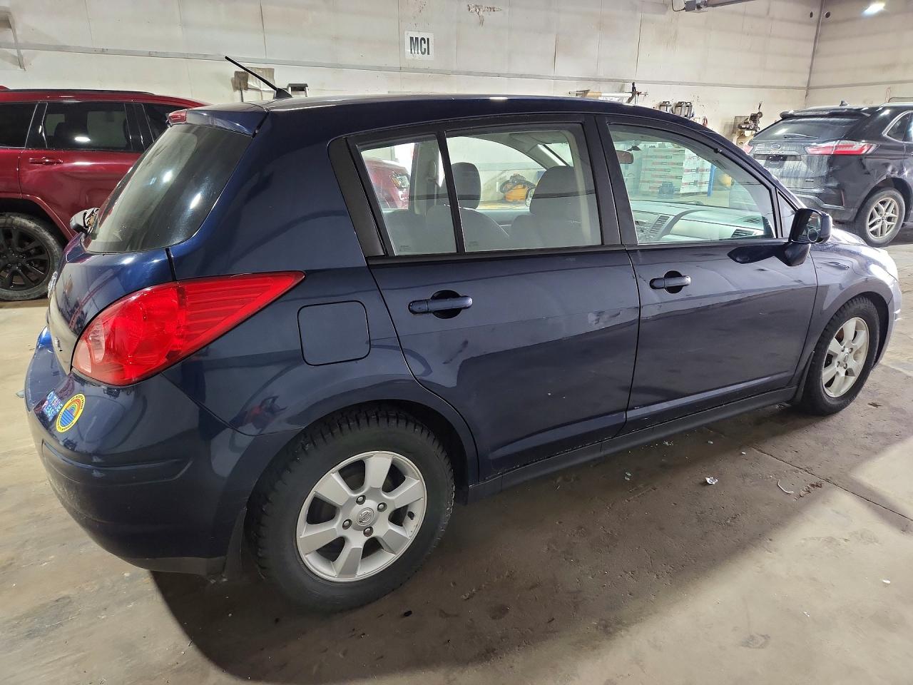 2007 Nissan Versa 1.8 S Blue vin: 3N1BC13E47L445578