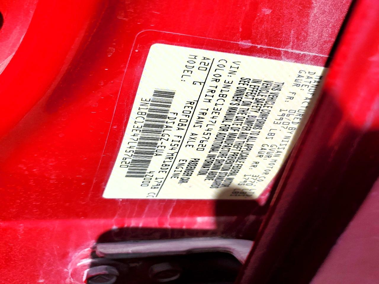 2007 Nissan Versa Two Tone vin: 3N1BC13E47L457620