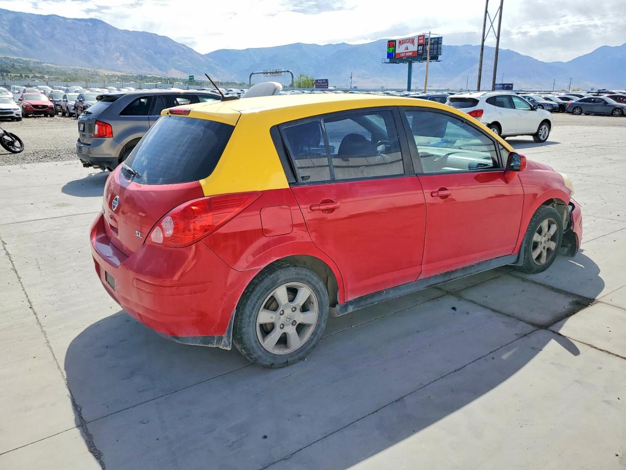 2007 Nissan Versa Two Tone vin: 3N1BC13E47L457620