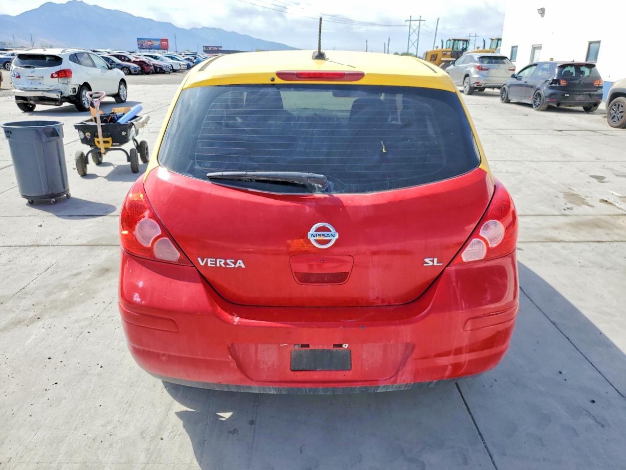 2007 Nissan Versa Two Tone vin: 3N1BC13E47L457620