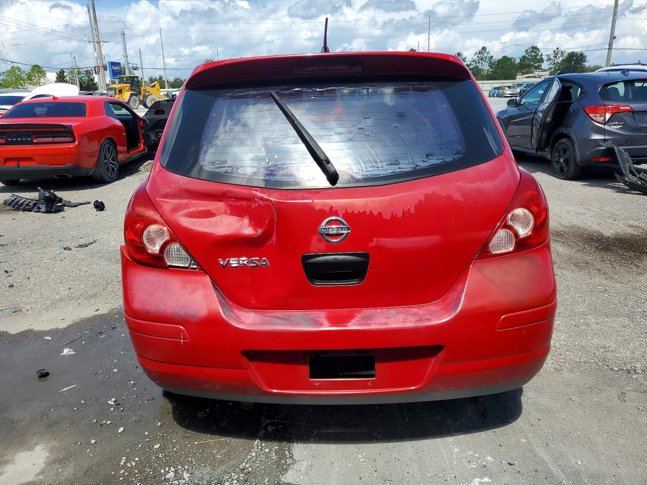 2008 Nissan Versa 1.8 S Red vin: 3N1BC13E48L350598