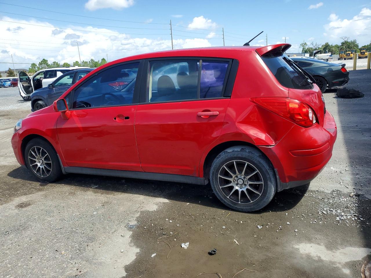 2008 Nissan Versa 1.8 S Red vin: 3N1BC13E48L350598