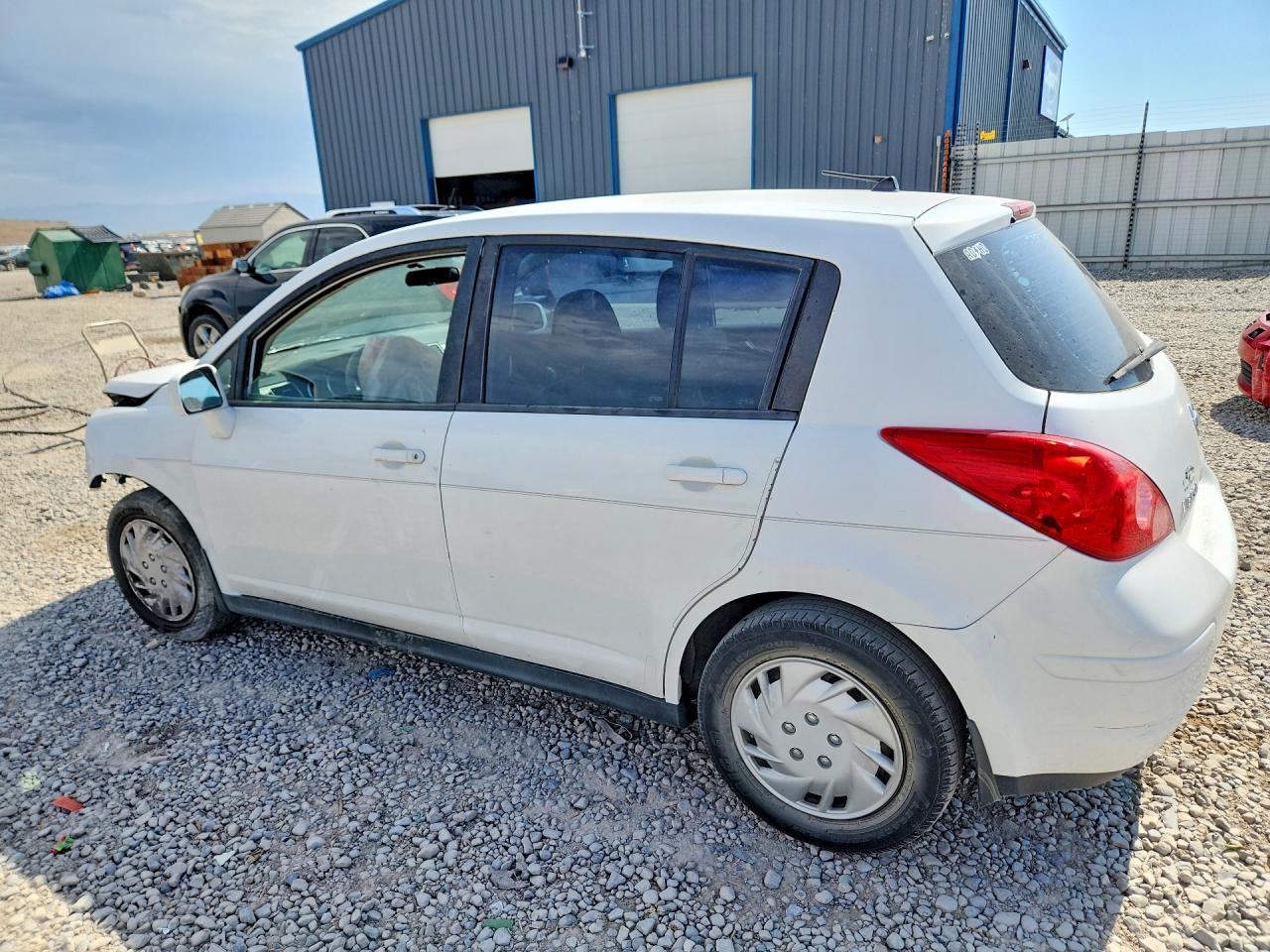 2008 Nissan Versa 1.8 S Белый vin: 3N1BC13E48L379406