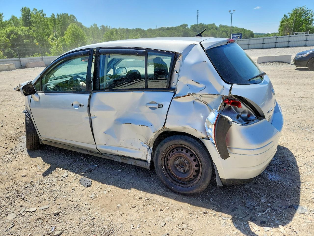 2008 Nissan Versa 1.8 S Silver vin: 3N1BC13E48L385108