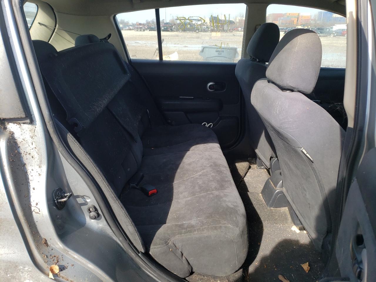 2009 Nissan Versa 1.8 S Серый vin: 3N1BC13E49L366351