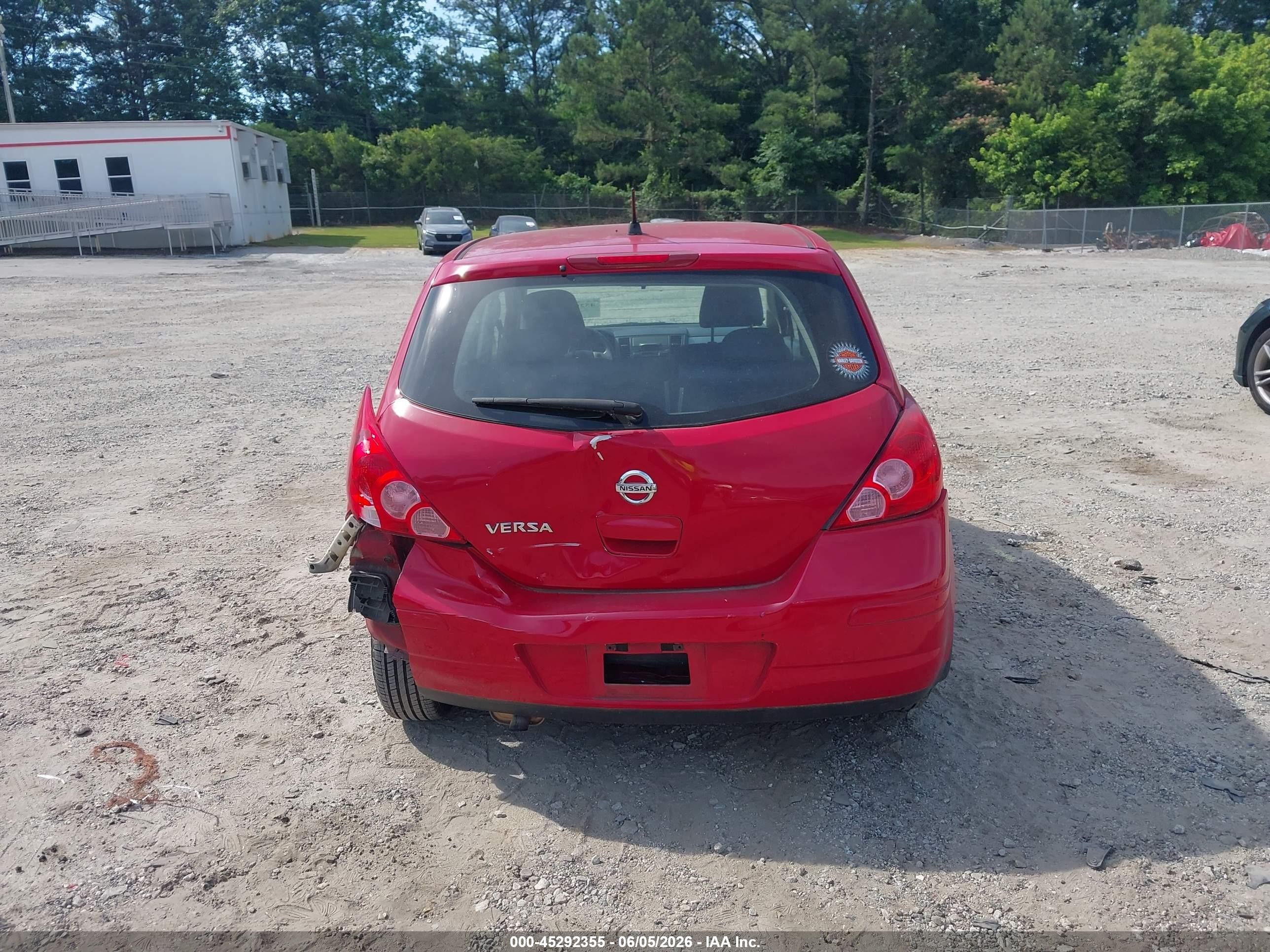 2009 Nissan Versa 1.8s Red vin: 3N1BC13E49L412969