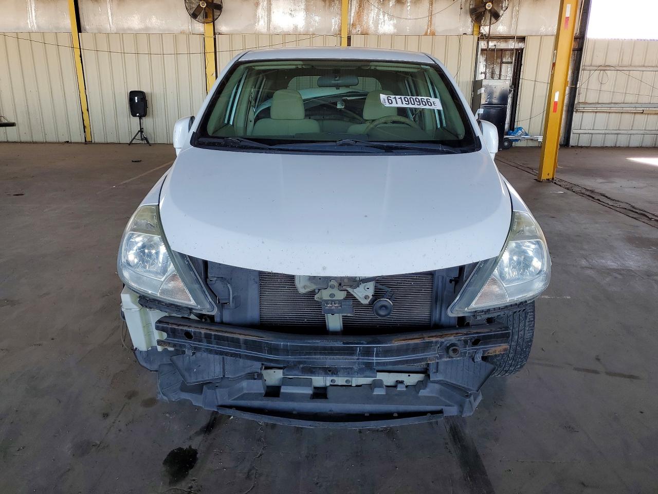 2009 Nissan Versa S Белый vin: 3N1BC13E49L487168