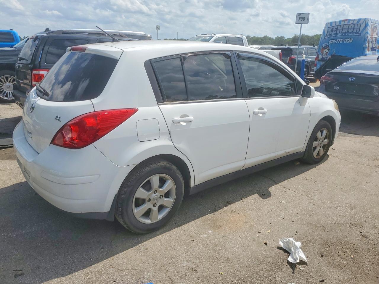 2008 Nissan Versa 1.8 S White vin: 3N1BC13E58L396635