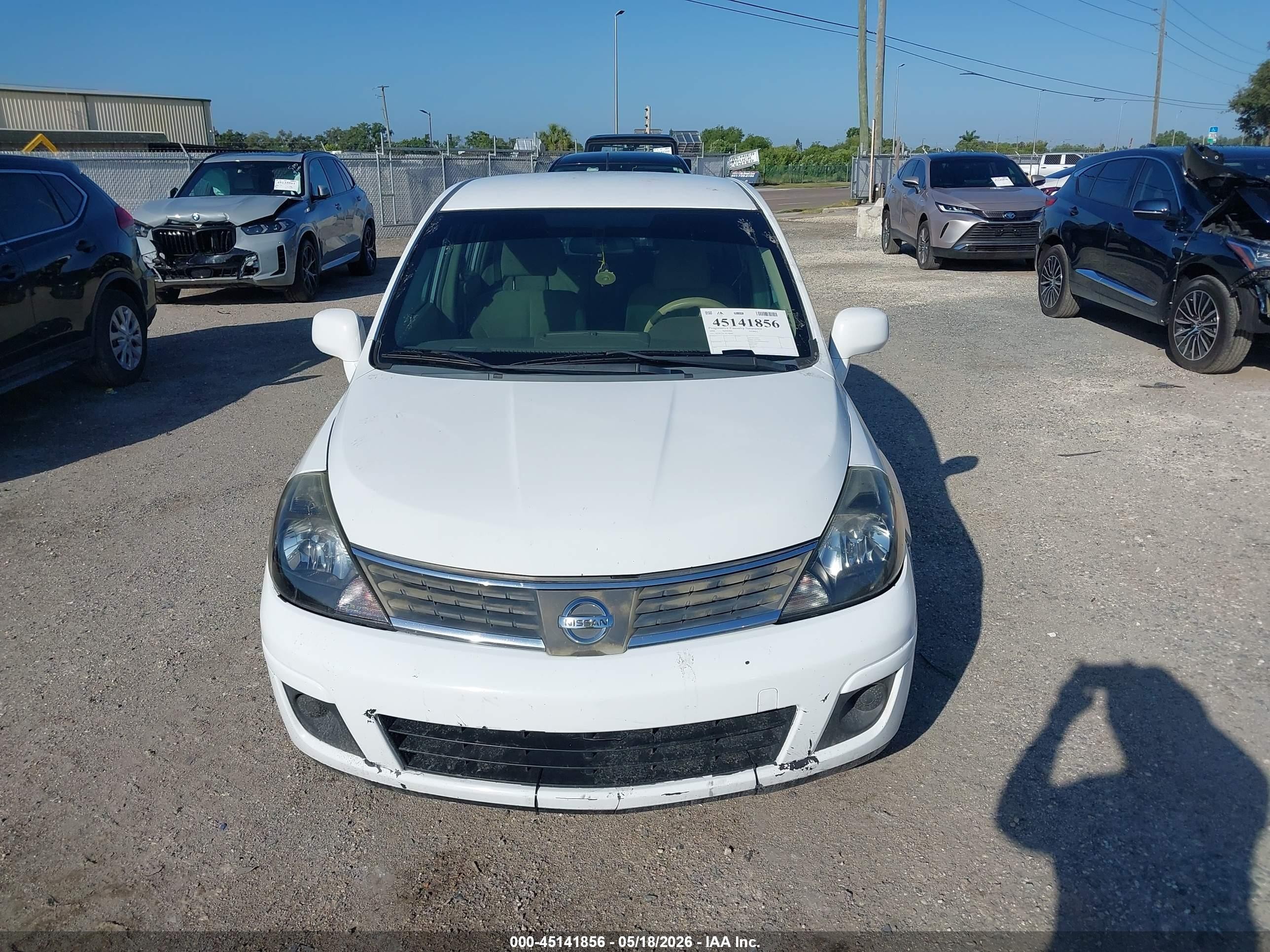 2008 Nissan Versa 1.8s White vin: 3N1BC13E58L458485