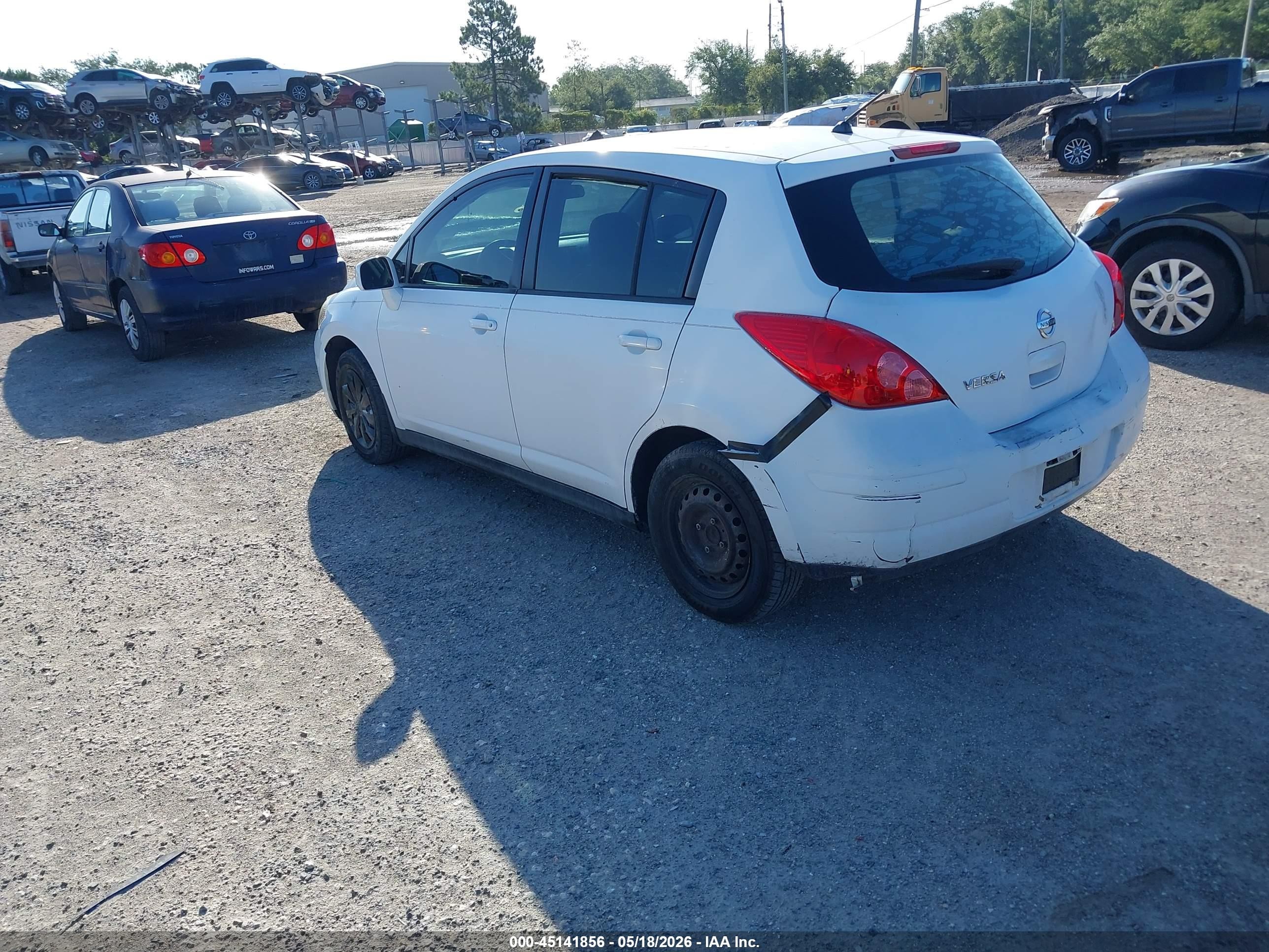 2008 Nissan Versa 1.8s White vin: 3N1BC13E58L458485