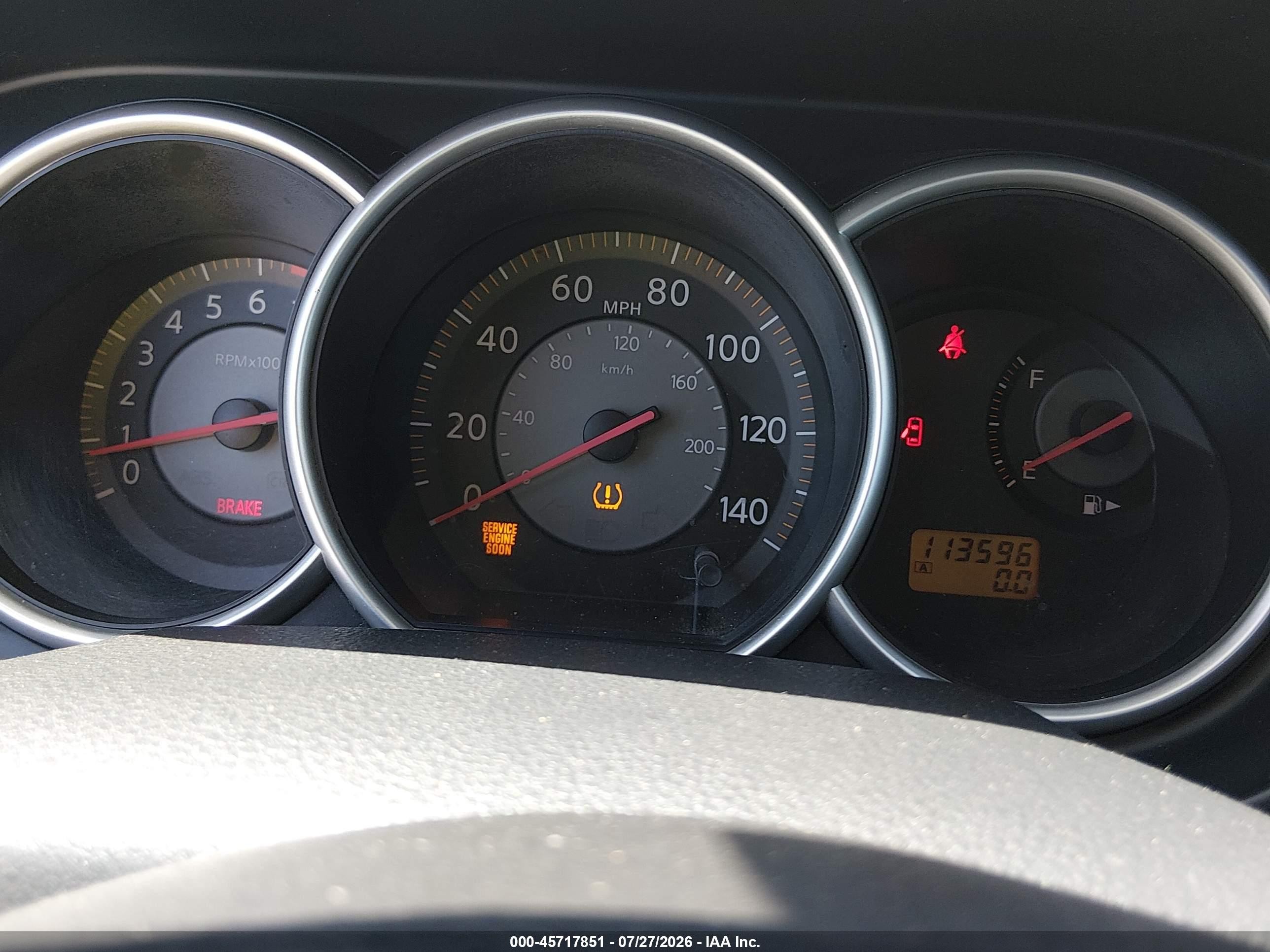 2009 Nissan Versa 1.8s Silver vin: 3N1BC13E59L351700