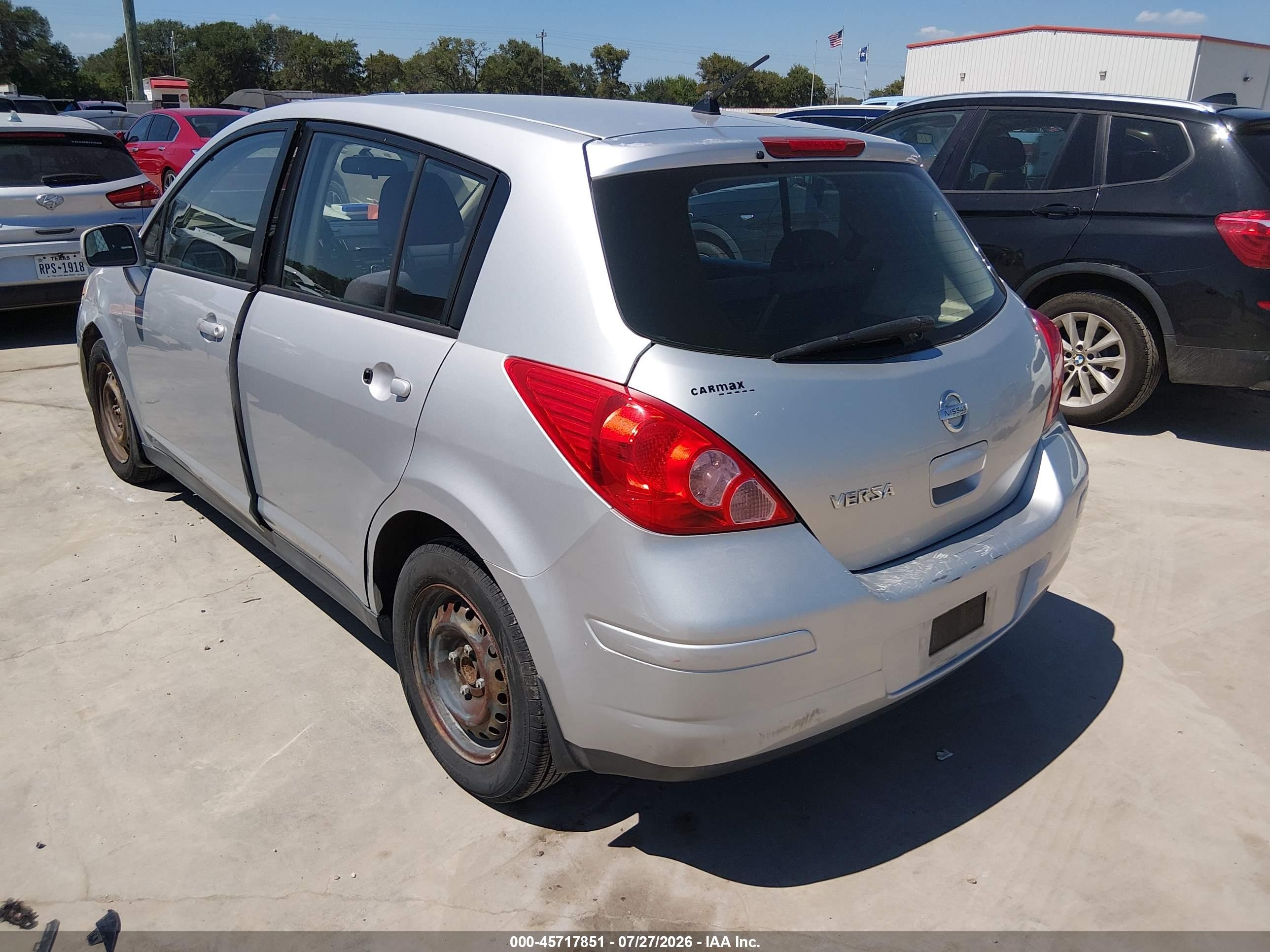 2009 Nissan Versa 1.8s Silver vin: 3N1BC13E59L351700