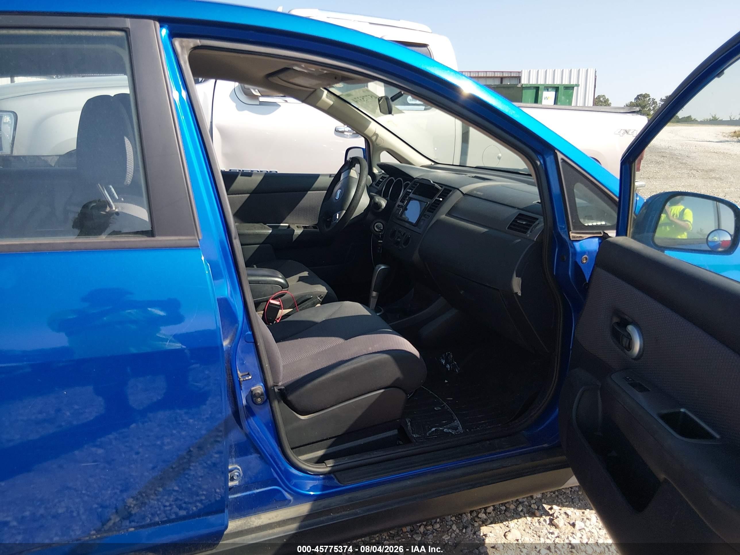 2009 Nissan Versa 1.8sl Blue vin: 3N1BC13E59L354645