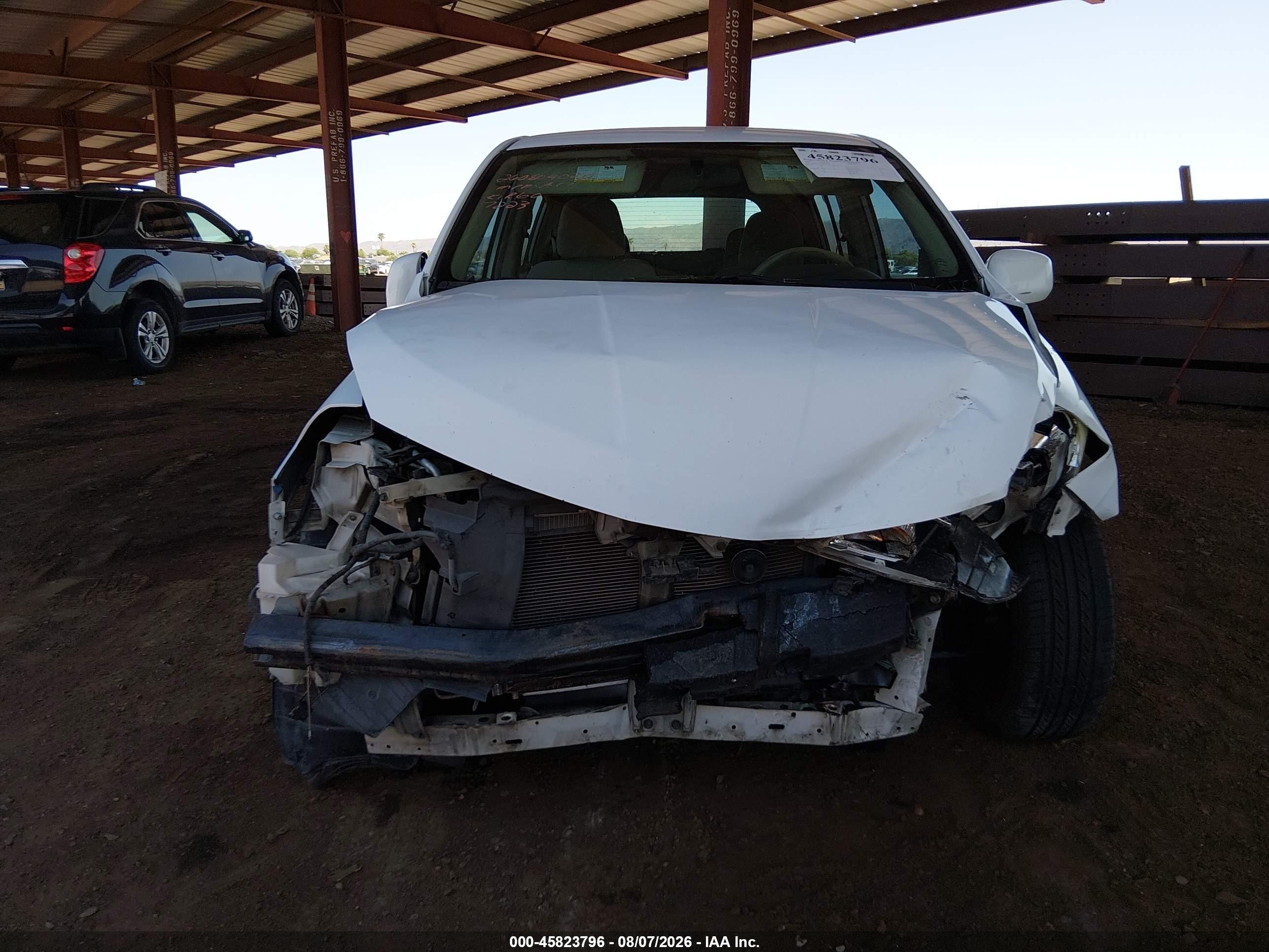 2009 Nissan Versa 1.8s White vin: 3N1BC13E59L357223