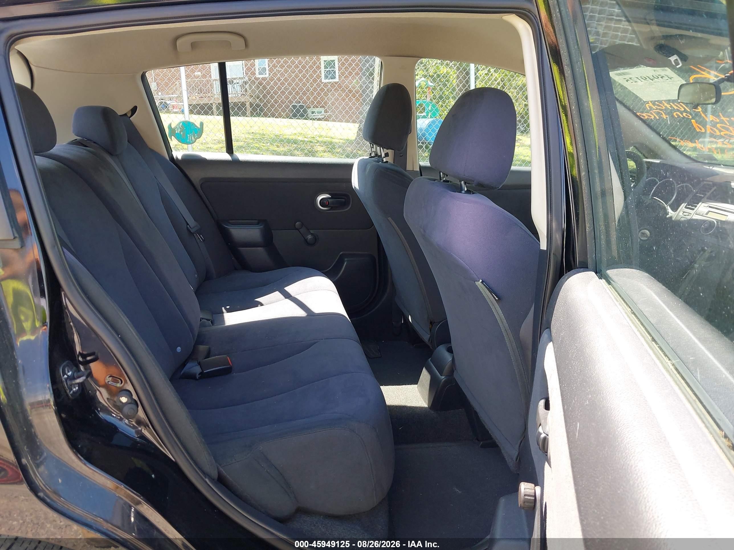 2009 Nissan Versa 1.8s Черный vin: 3N1BC13E59L372191