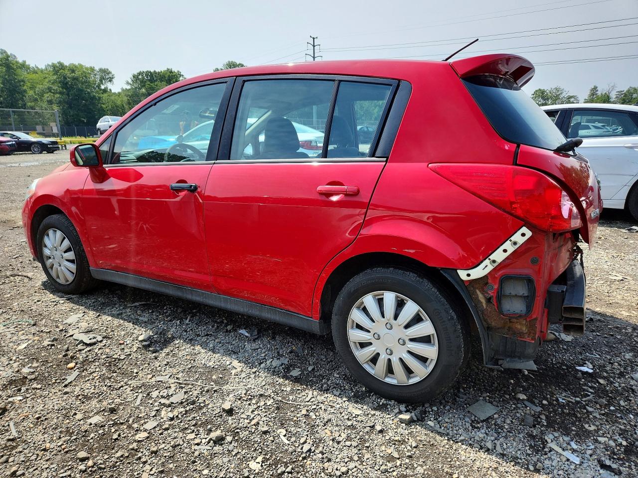 2009 Nissan Versa 1.8 S Red vin: 3N1BC13E59L383336