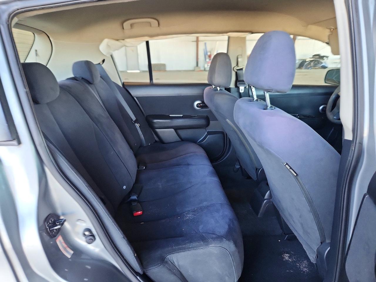 2009 Nissan Versa 1.8 S Gray vin: 3N1BC13E59L404525