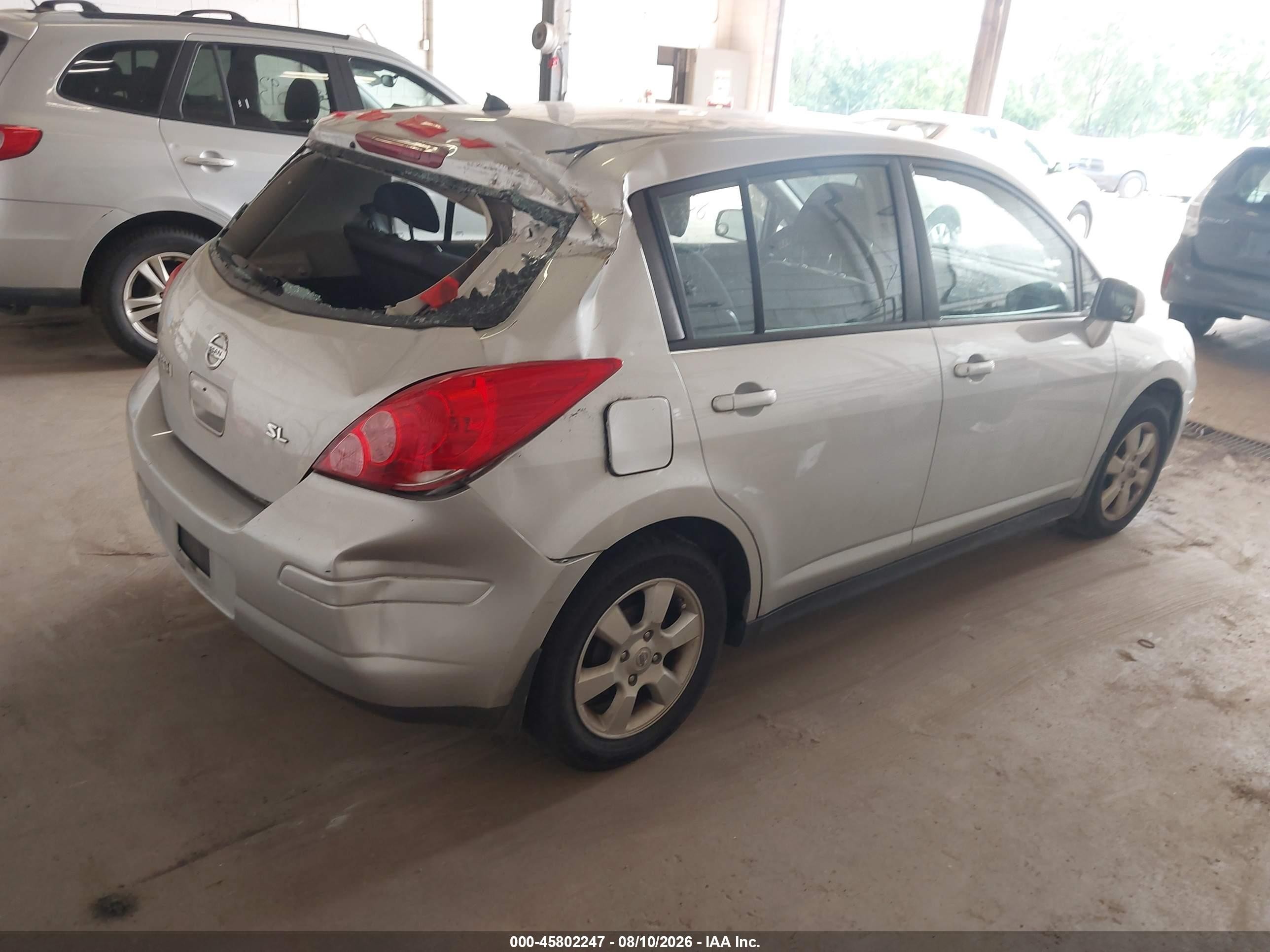 2009 Nissan Versa 1.8sl Silver vin: 3N1BC13E59L404816