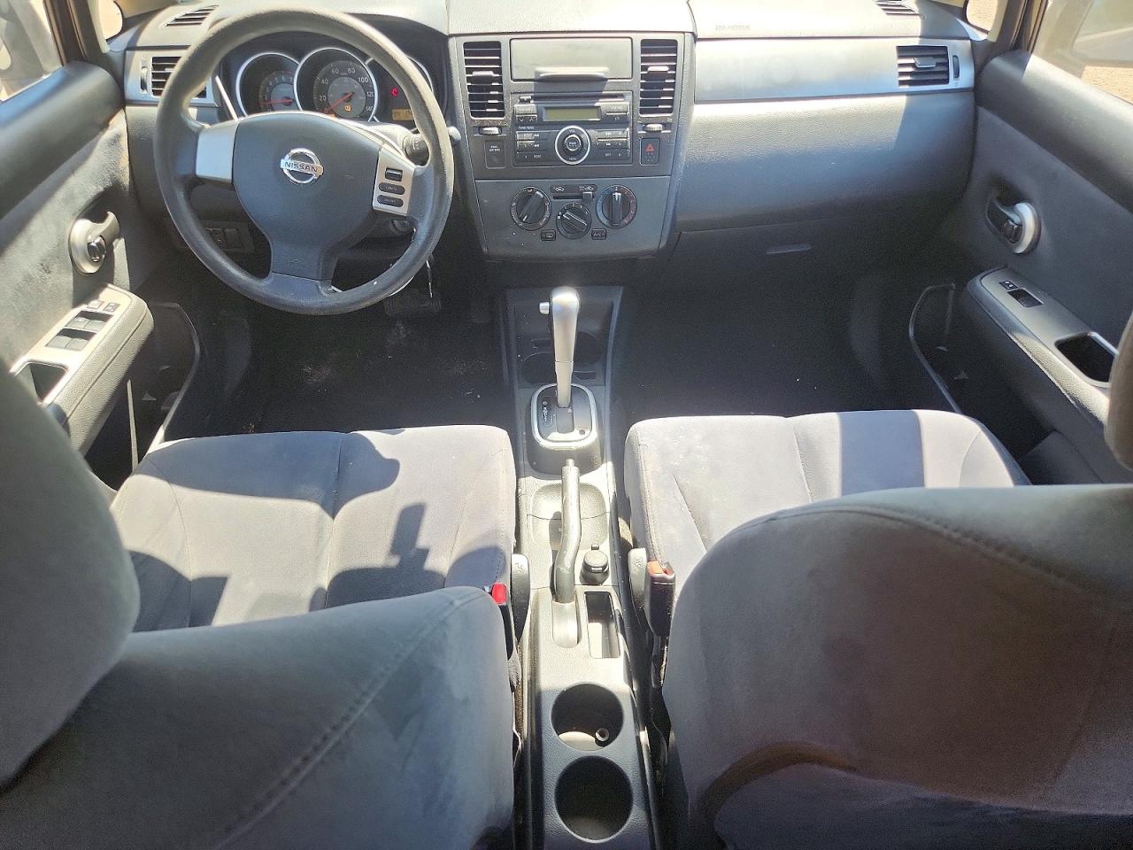 2009 Nissan Versa 1.8 S Черный vin: 3N1BC13E59L420059