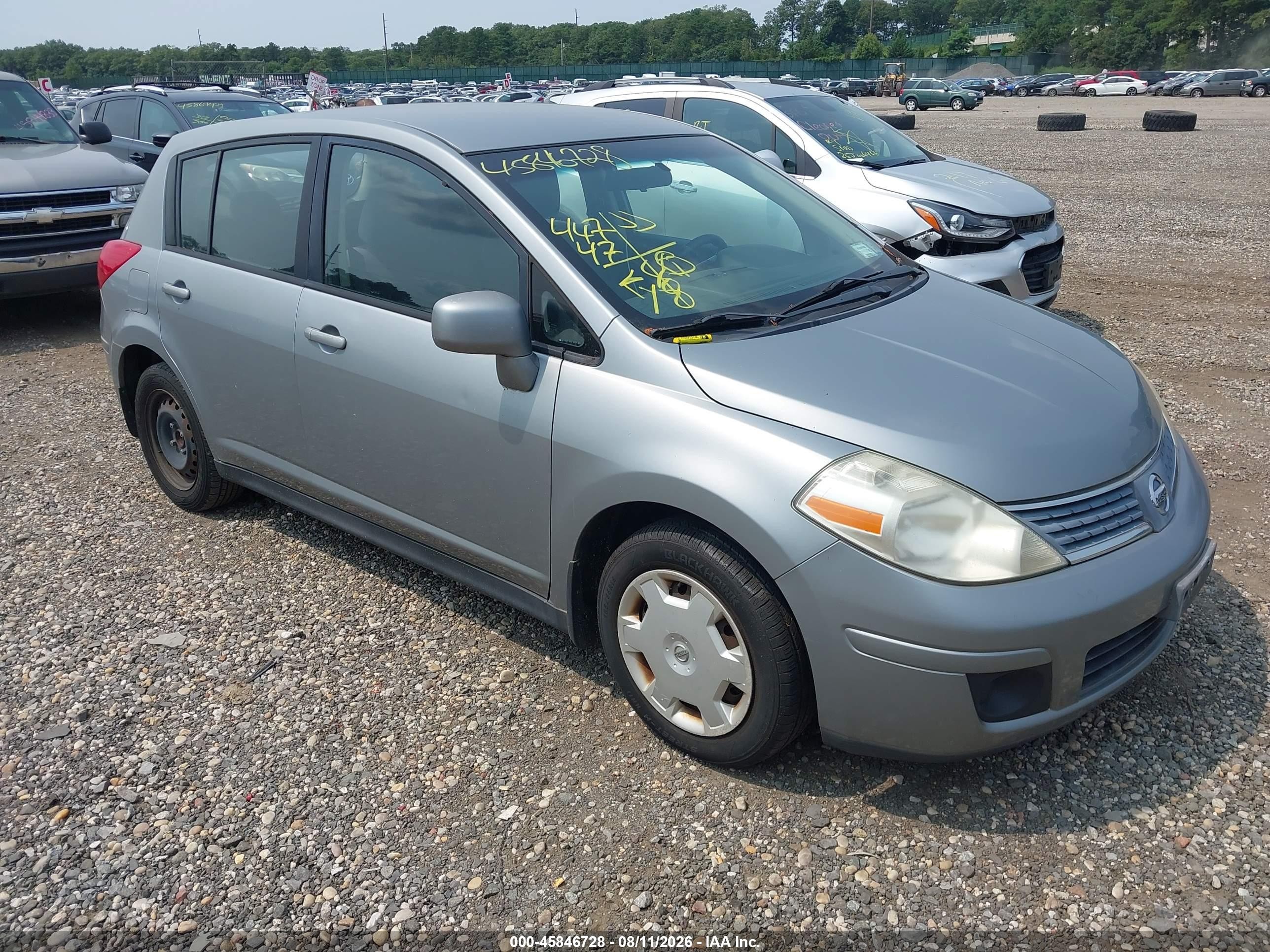 2009 Nissan Versa 1.8s Silver vin: 3N1BC13E59L450663