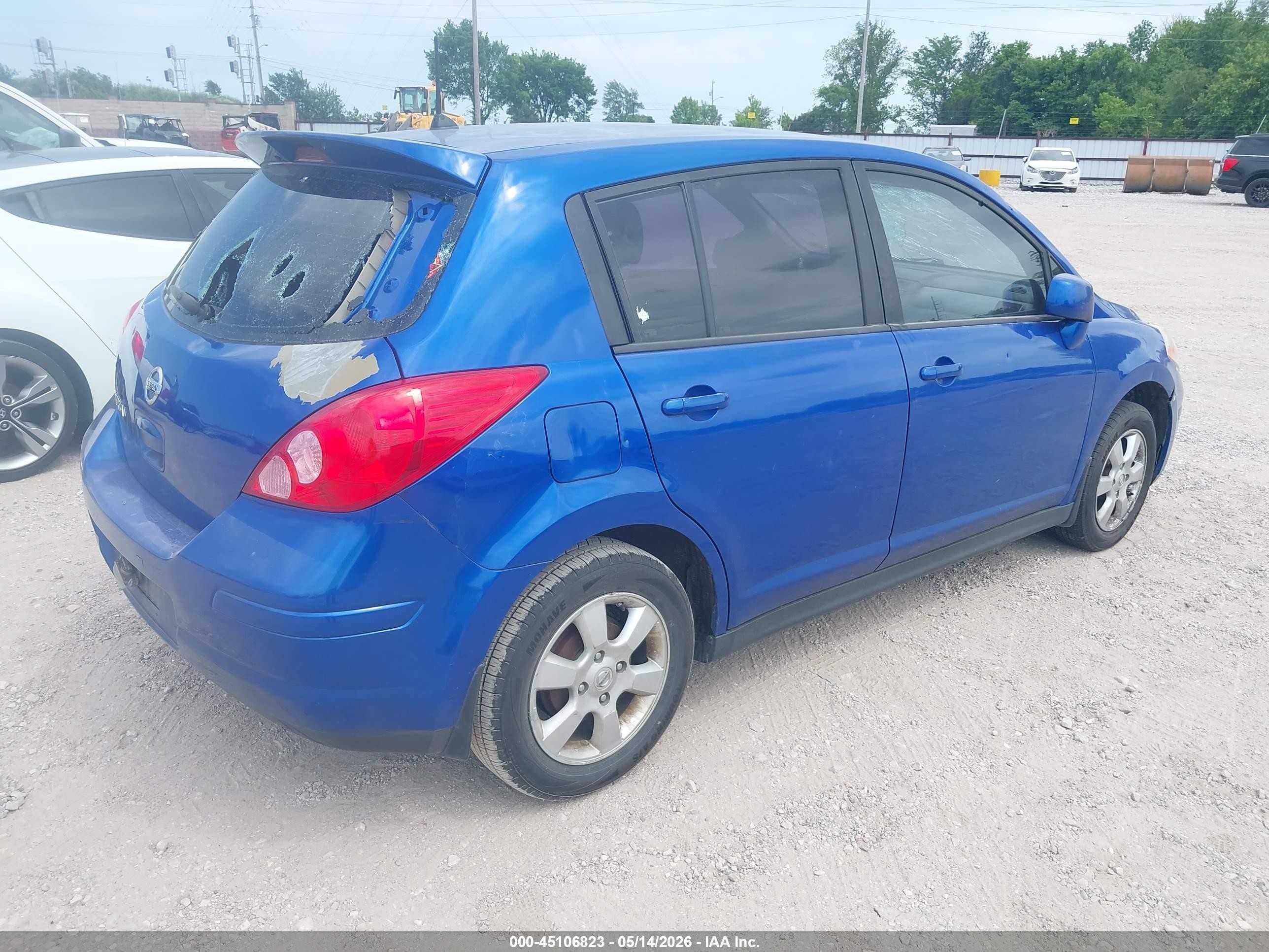 2009 Nissan Versa 1.8s Blue vin: 3N1BC13E59L475367