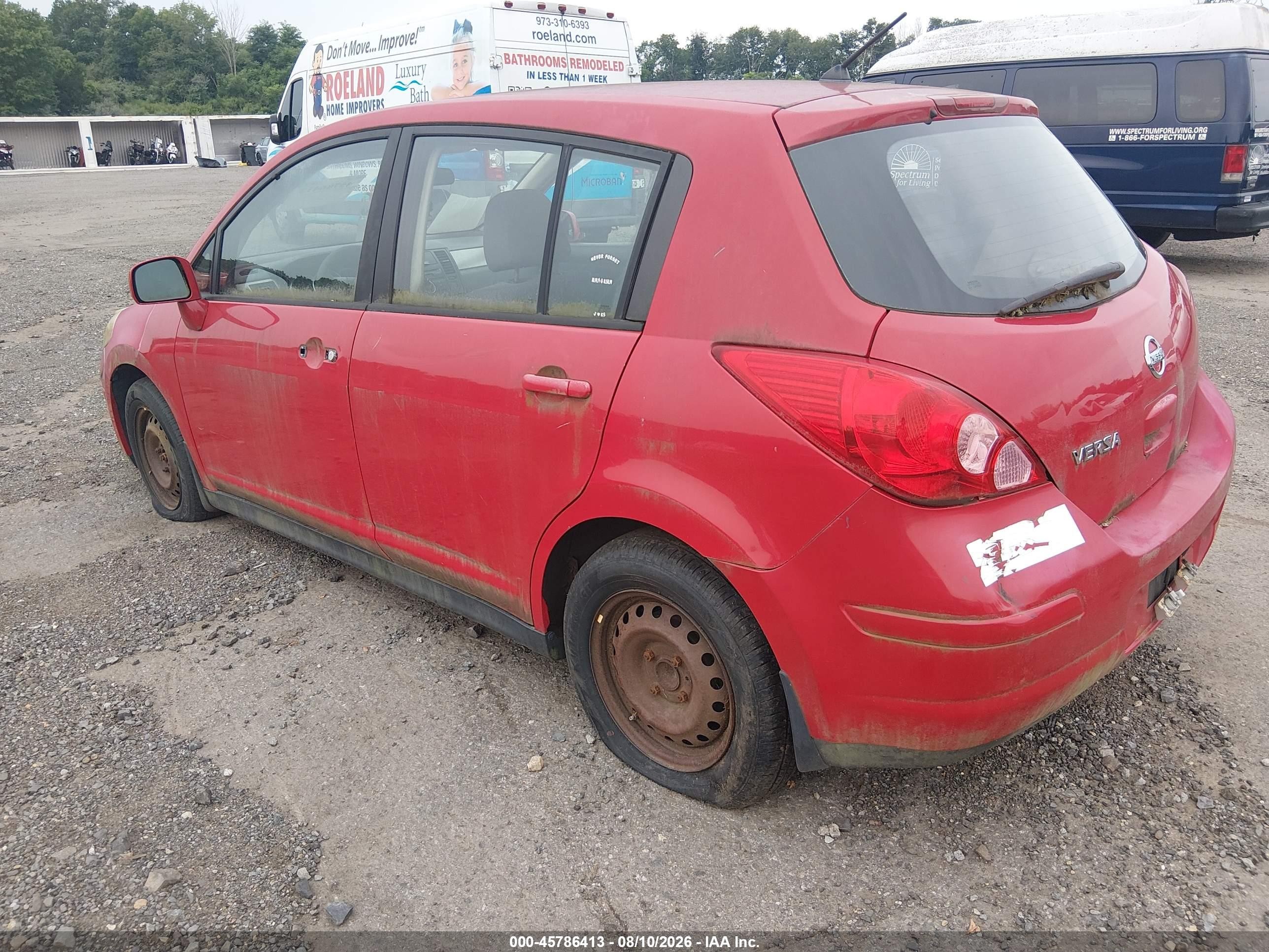 2007 Nissan Versa 1.8s Red vin: 3N1BC13E67L379695