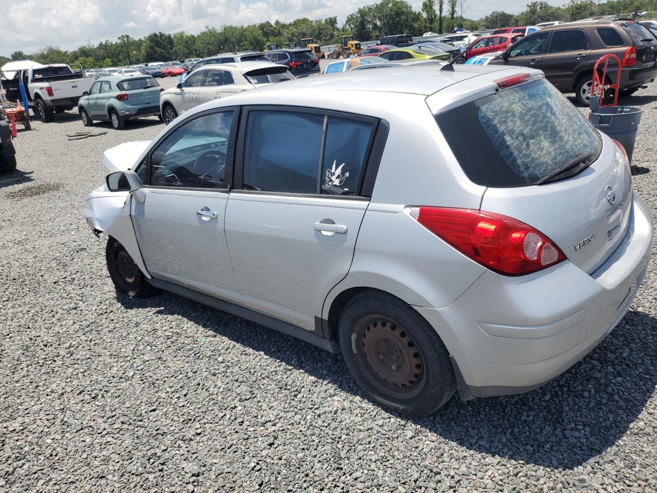 2007 Nissan Versa 1.8 S Silver vin: 3N1BC13E67L394102